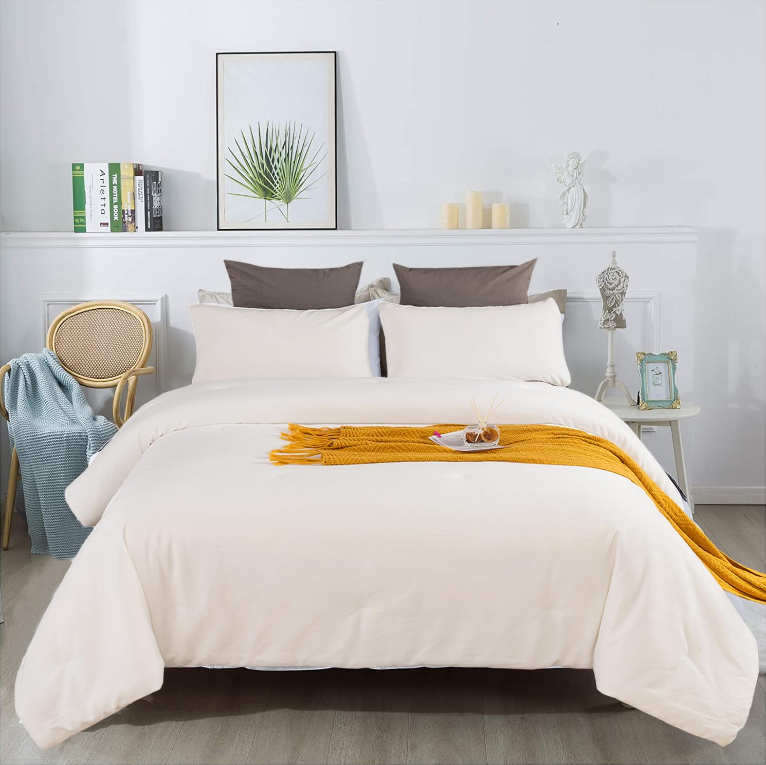 KAREVER White Velvet Comforter Set King Size - 3 Piece Flannel Velvet Bedding Set | Ultra Soft & Warm Fuzzy Comforter with Matching Pillow Shams | Perfect for Winter Bedding, Cozy Home Decor & Guest Room Essentials