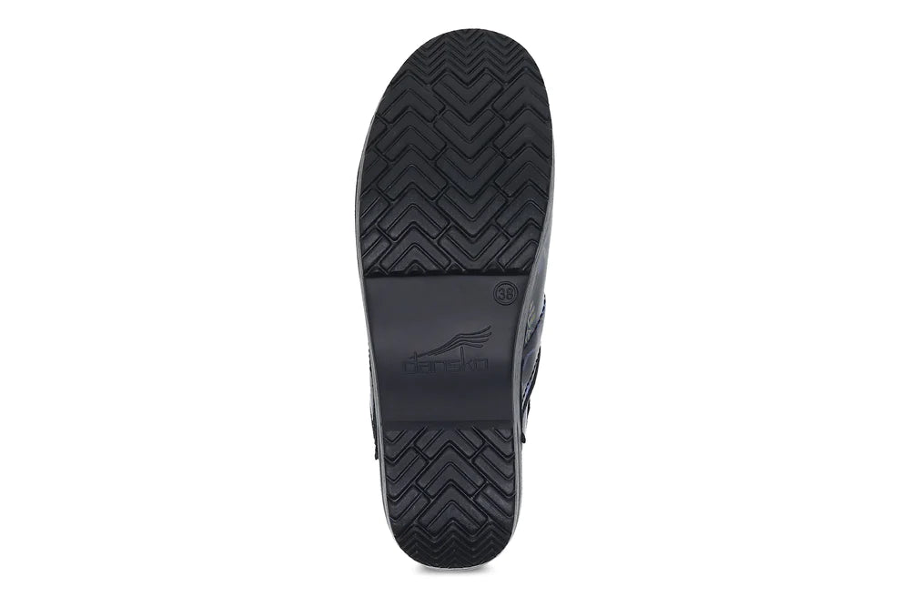 Dansko Professional Clogs for Women - Slip Resistant Nursing Shoes for Healthcare Workers & Comfortable Work Shoes for Long Shifts - Perfect for Nurses, Doctors & Service Industry Professionals