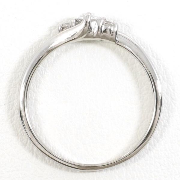18K White Gold Diamond Ring for Women - Elegant Solitaire Engagement & Wedding Band - Perfect for Proposals, Anniversaries, and Special Occasions