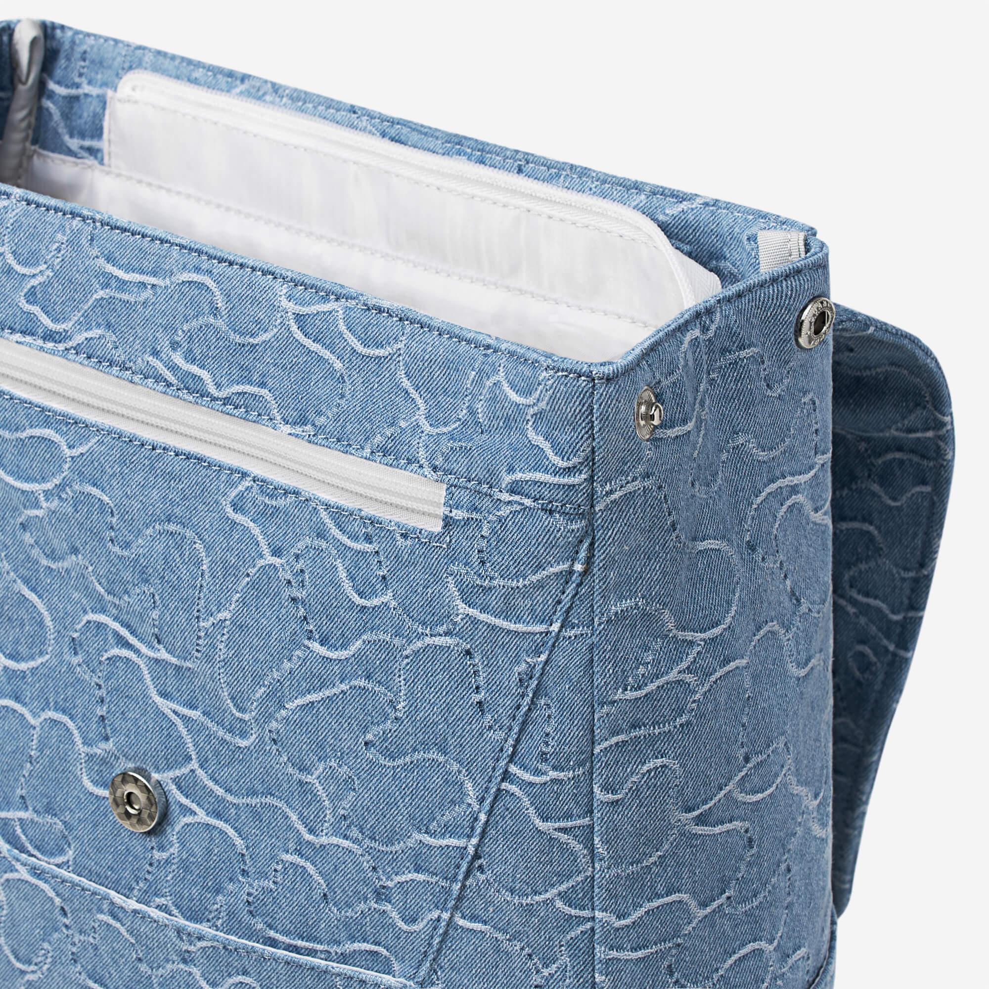 Stylish Camouflage Denim Backpack - 13L Capacity for School, Travel & Outdoor Adventures
