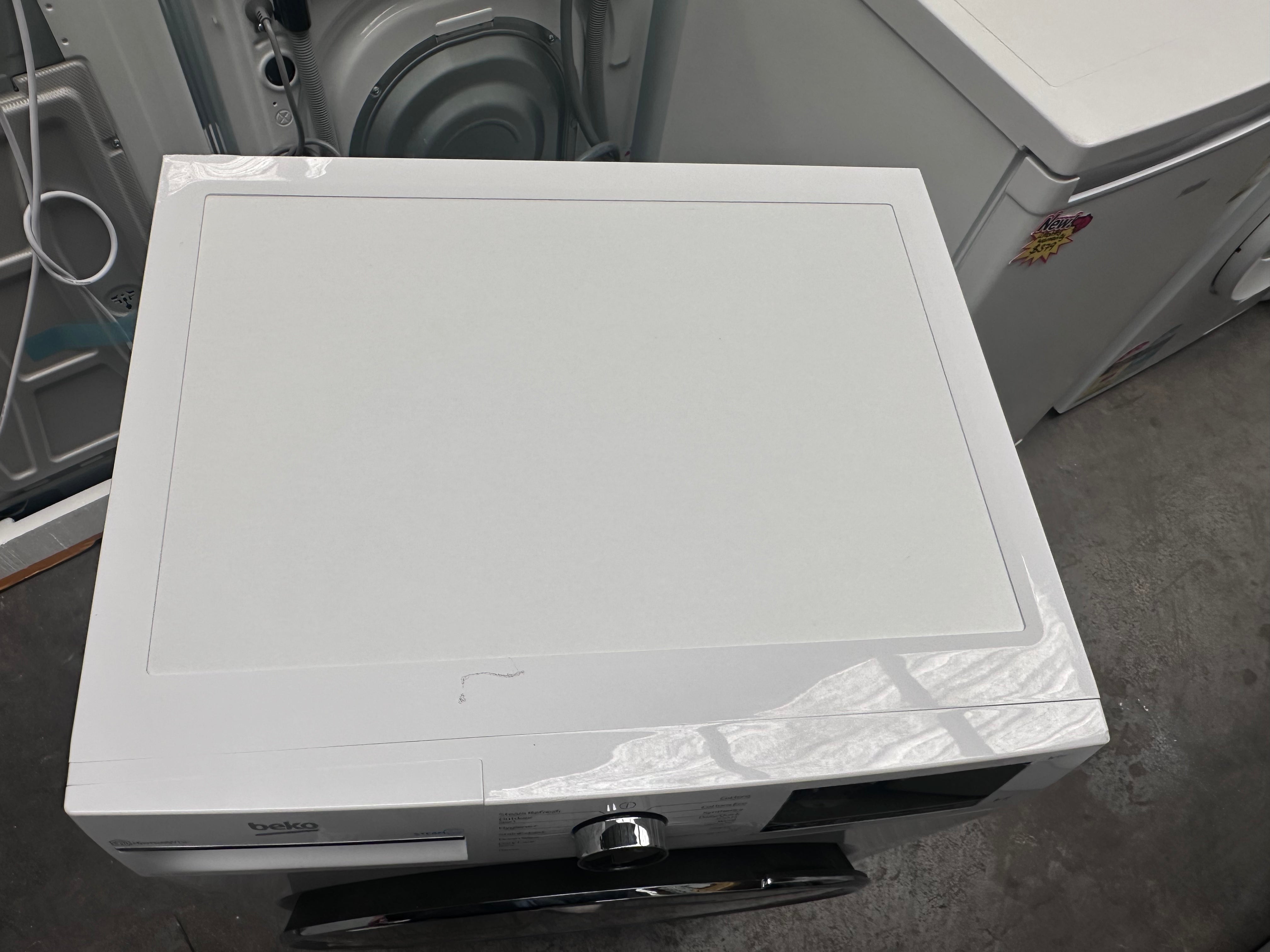 Beko BFLB8020W 8kg Front Load Washing Machine with Steam Function - Factory Second - Perfect for Small Apartments & Laundry Rooms