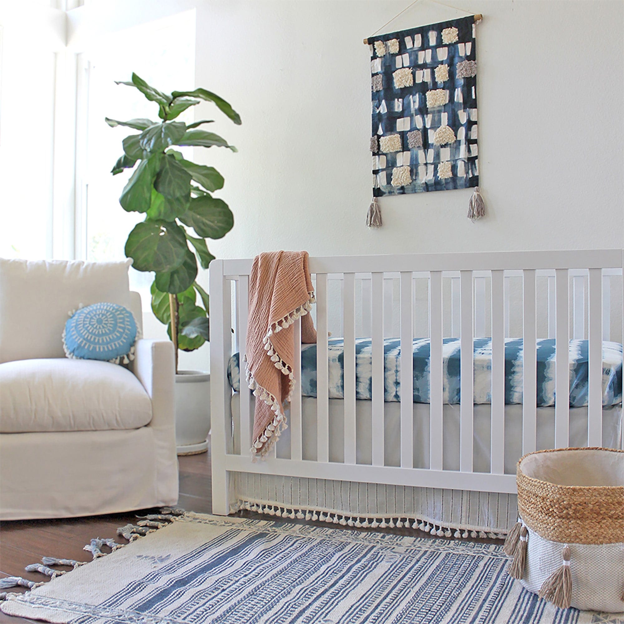 Soft Organic Cotton Fitted Crib Sheet for Baby Crib - Breathable & Hypoallergenic Nursery Bedding - Perfect for Newborns, Infants & Toddlers - Ideal for Daycare, Nursery or Home Use