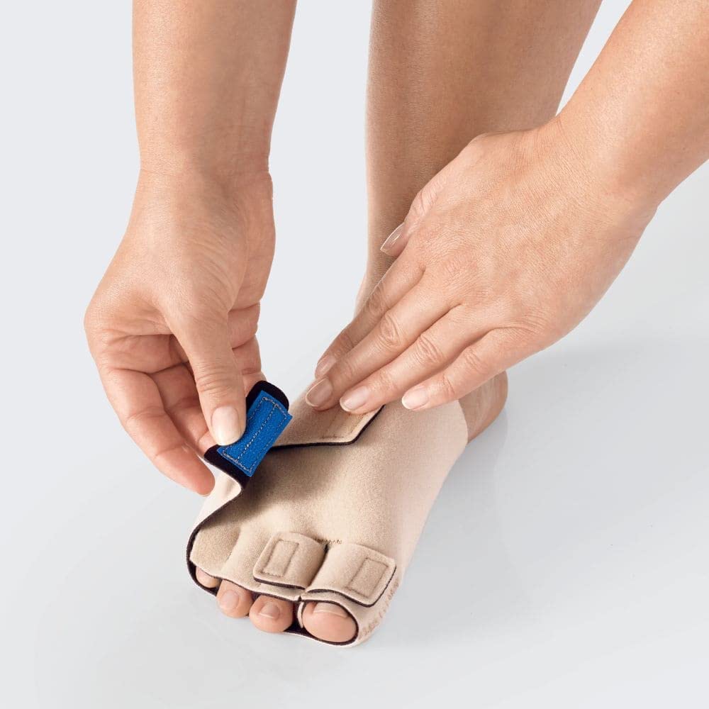 ReadyWrap Beige Toe Right Small Compression Wrap - Medical Support for Bunions, Hammertoes & Post-Surgery Recovery - Perfect for Daily Wear & Active Lifestyles