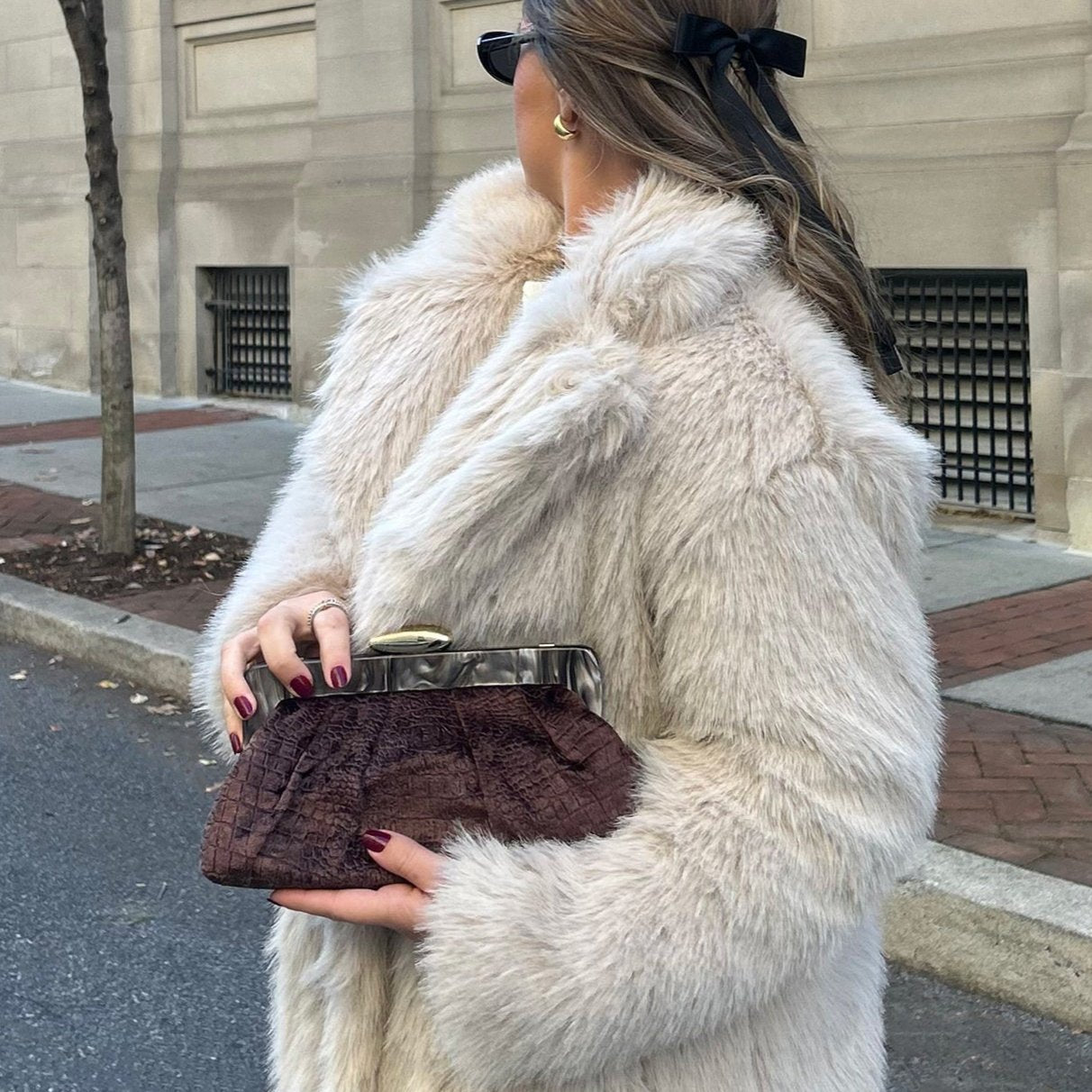 DANNY CLUTCH BROWN VELVET - Elegant Women's Handbag for Evening Parties, Date Nights & Special Occasions