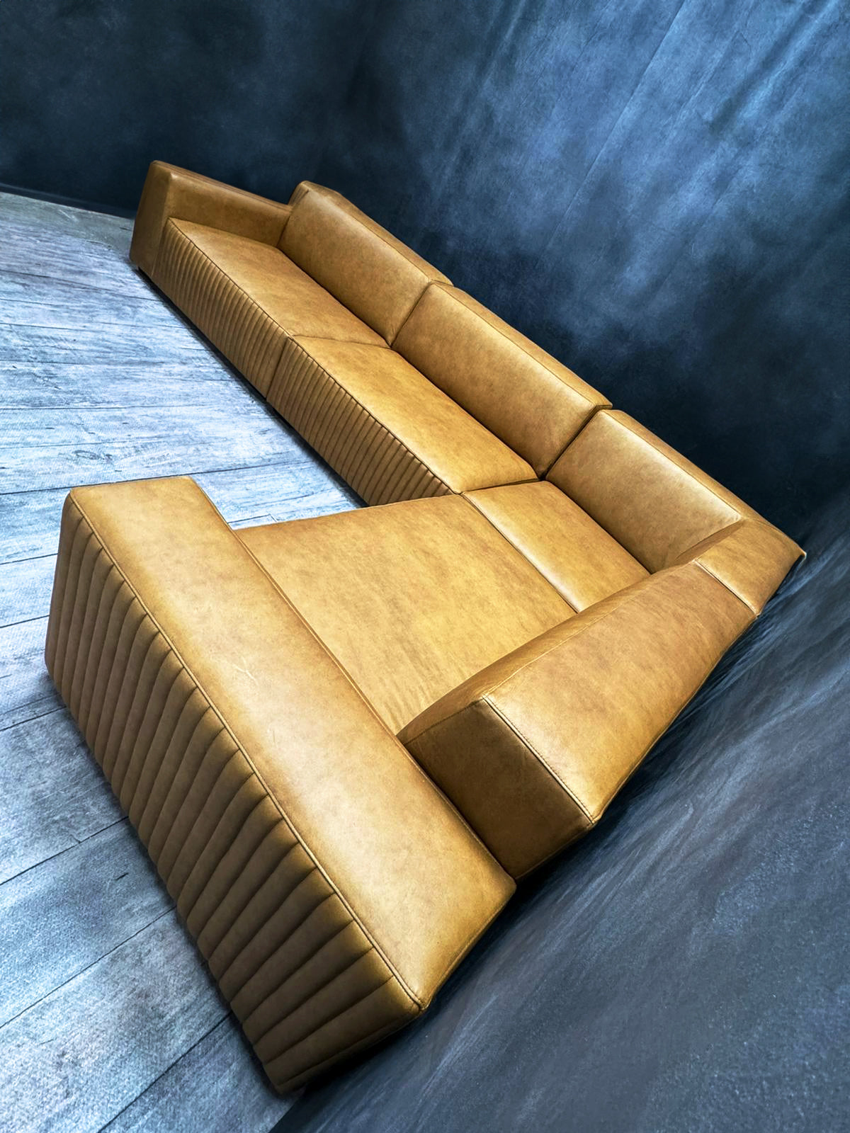 Premium CHALLENGER Genuine Leather Sectional Sofa - Modern L-Shaped Couch for Living Room, Family Room & Home Theater - Comfortable & Stylish Furniture for Relaxing & Entertaining