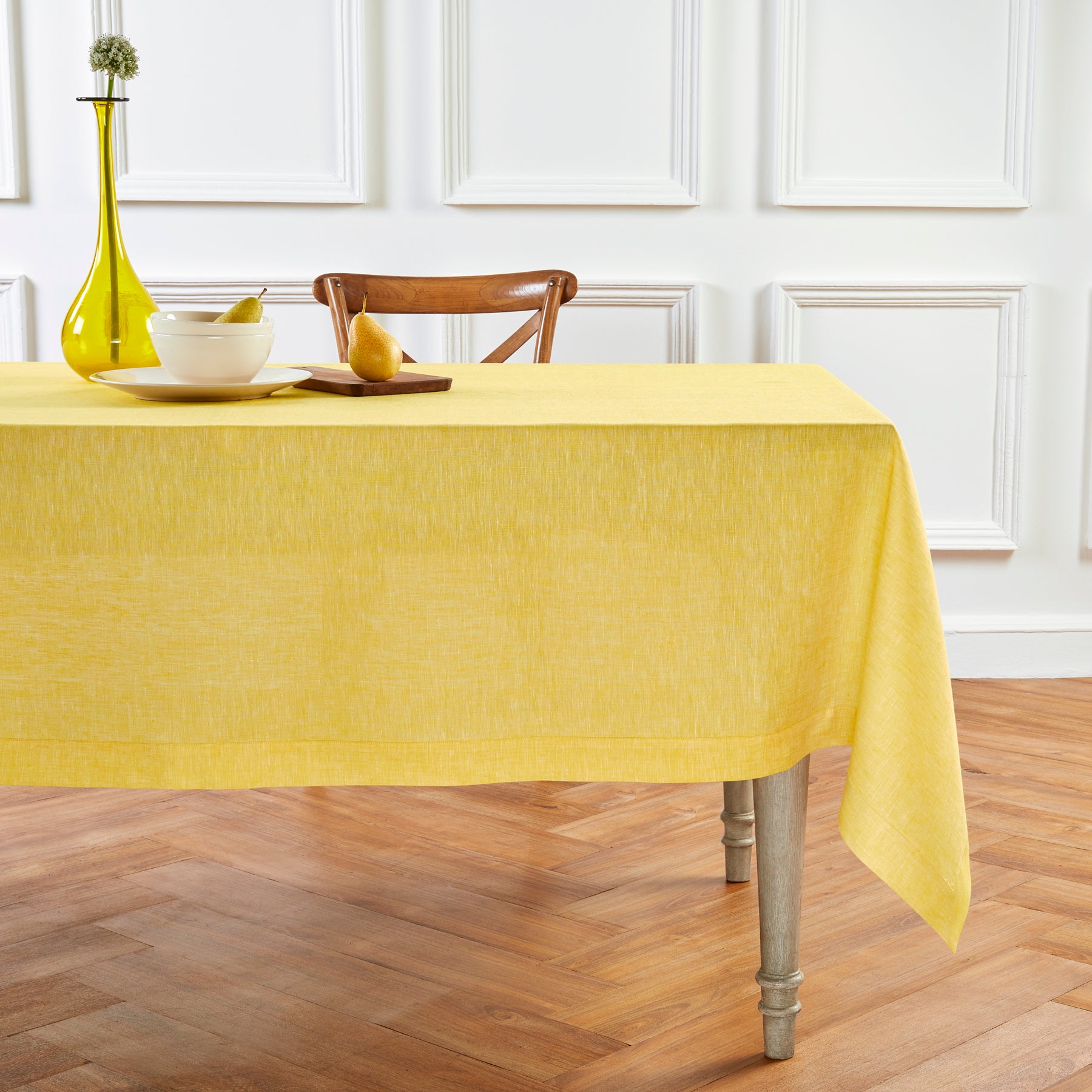 Premium Athena Tablecloth - Elegant & Durable Table Cover for Dining, Parties & Home Decor - Washable & Wrinkle-Resistant Fabric for Everyday Use