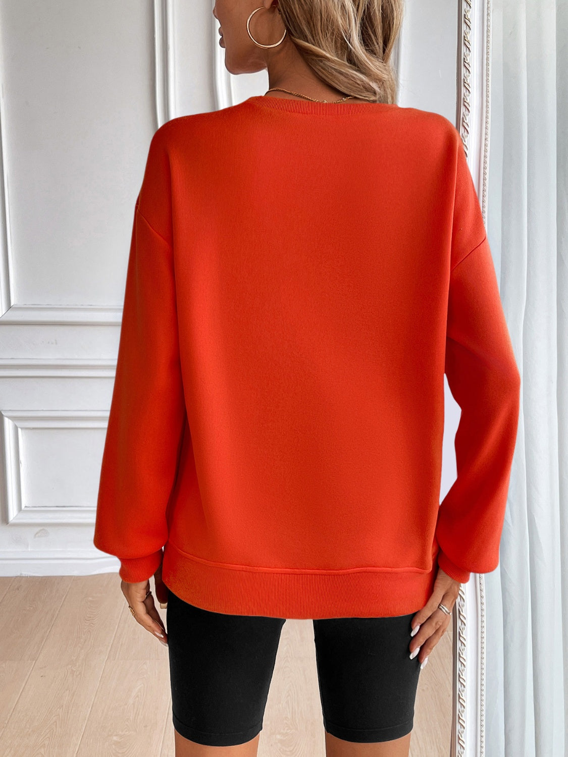 Ivy Lane Women's Round Neck Long Sleeve Sweatshirt - Soft Casual Pullover for Fall & Winter, Perfect for Coffee Dates, Work from Home & Weekend Outfits