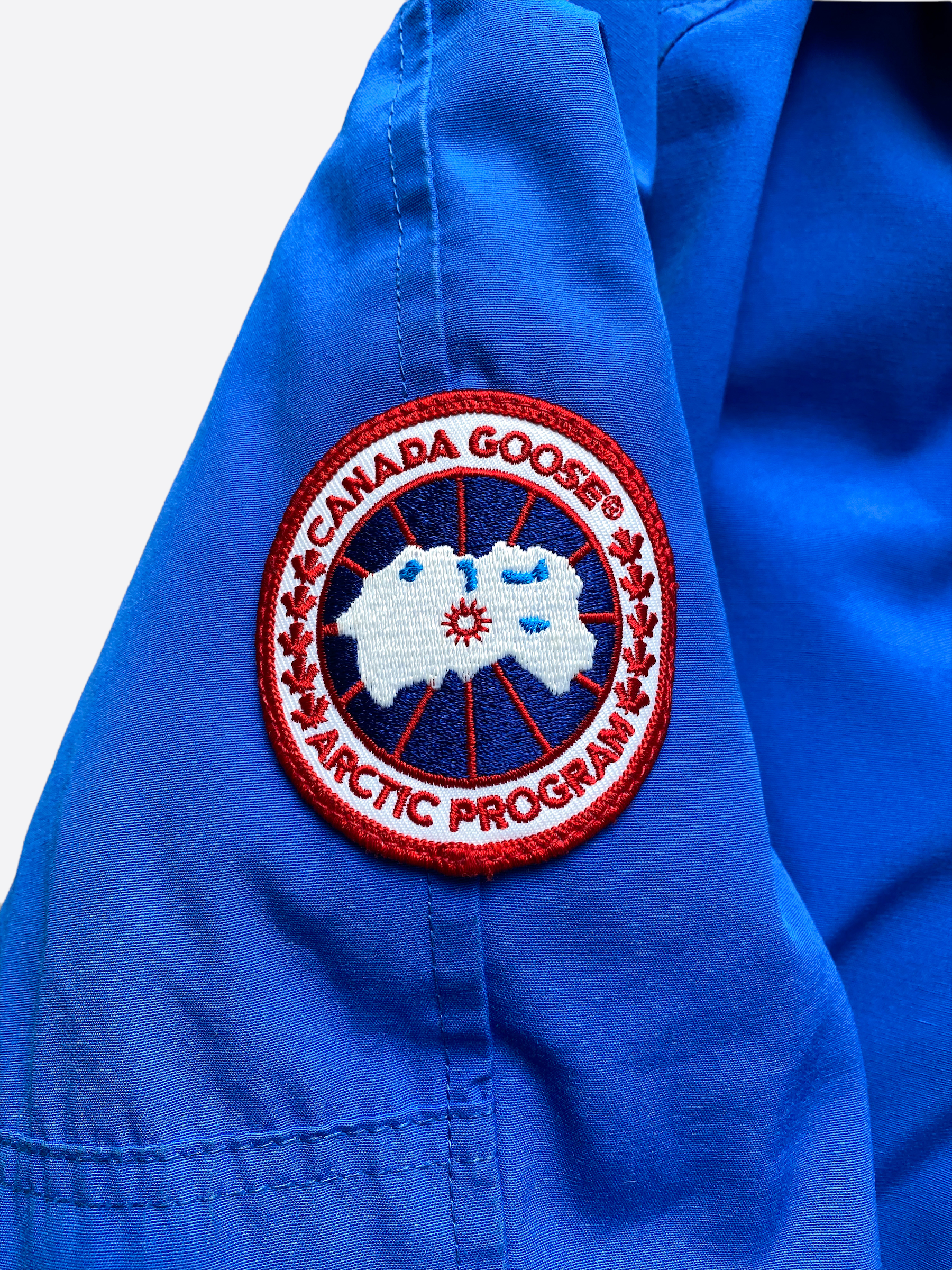 Canada Goose Royal PBI Blue Chilliwack Women's Winter Jacket - Waterproof & Windproof Parka for Cold Weather - Perfect for Outdoor Activities, Skiing & Urban Fashion