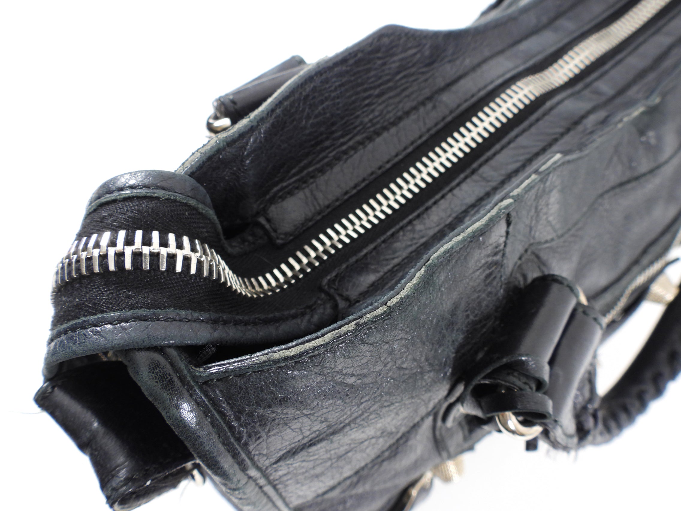 Balenciaga Black Leather Classic City Bag with Giant 21 Gold Hardware - Luxury Handbag for Women, Perfect for Work, Travel & Everyday Use