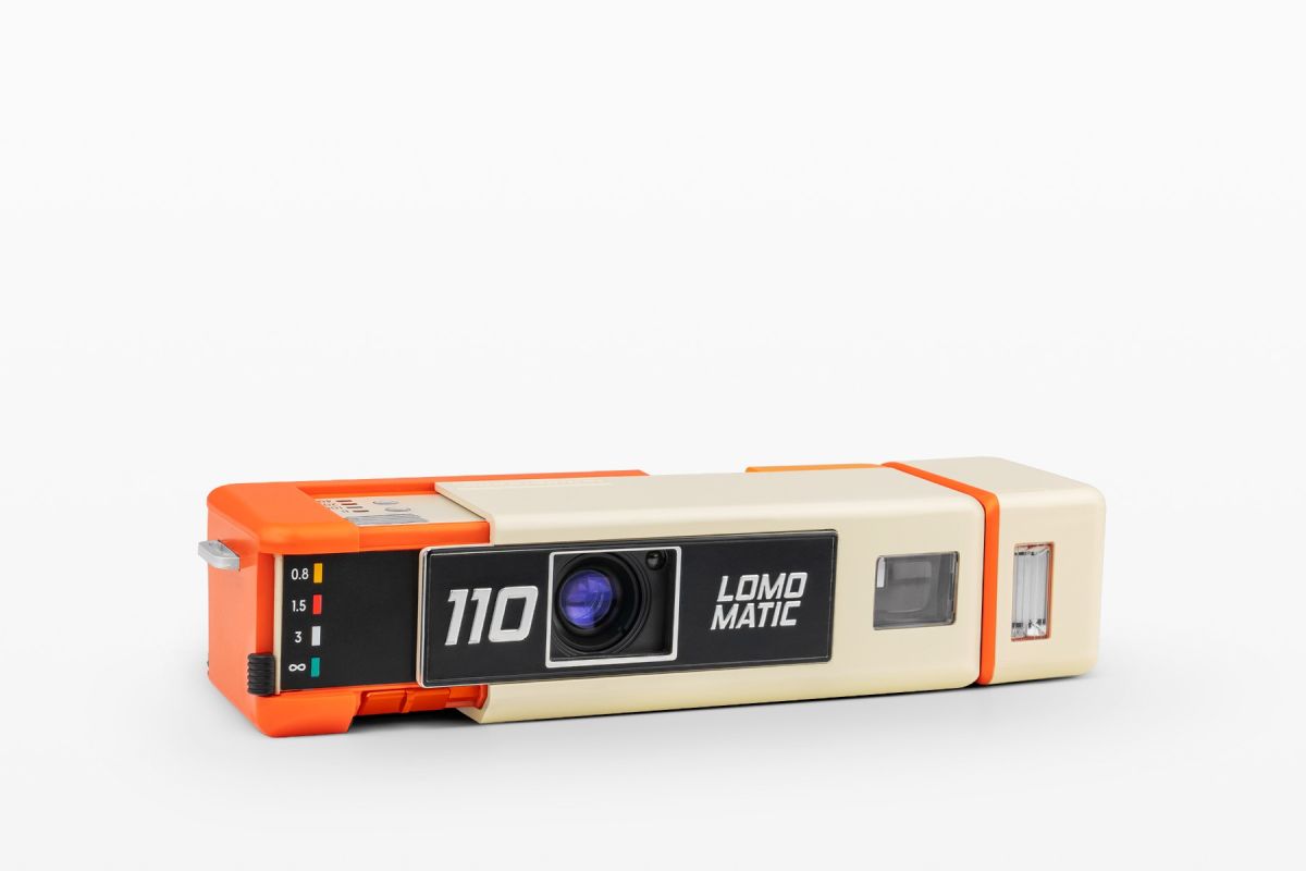 Lomography Lomomatic 110 Film Camera with Flash - Golden Gate Edition | Vintage Style 110 Film Photography for Travel, Parties & Retro Enthusiasts
