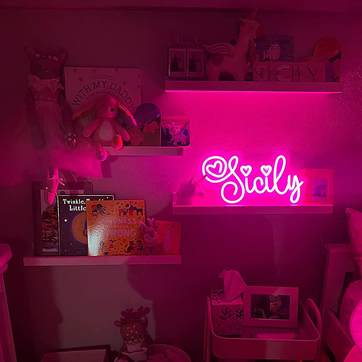 Custom Neon Signs for Wedding - Personalized LED Name Sign & Wall Decor - Neon Last Name Sign for Backdrop (1 Line Text, 10 inches) - Perfect for Wedding Receptions, Home Decor & Party Backgrounds