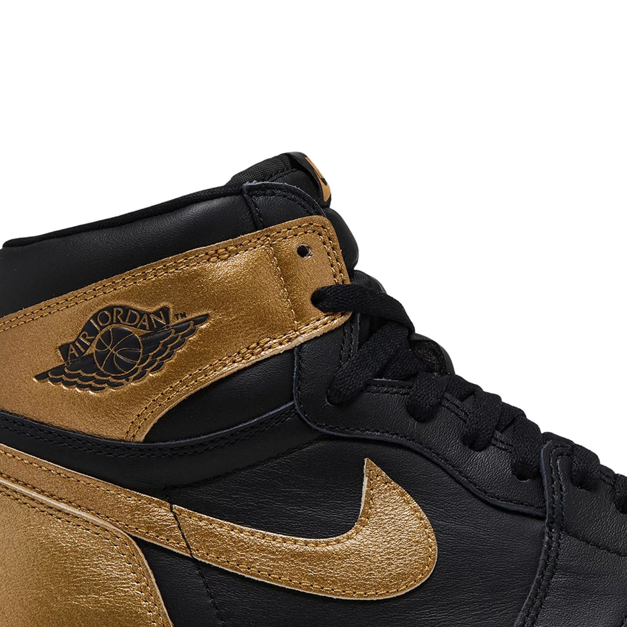 Air Jordan 1 Retro High OG 'Black Metallic Gold' Sneakers (2024) - Men's Basketball Shoes for Streetwear & Casual Style