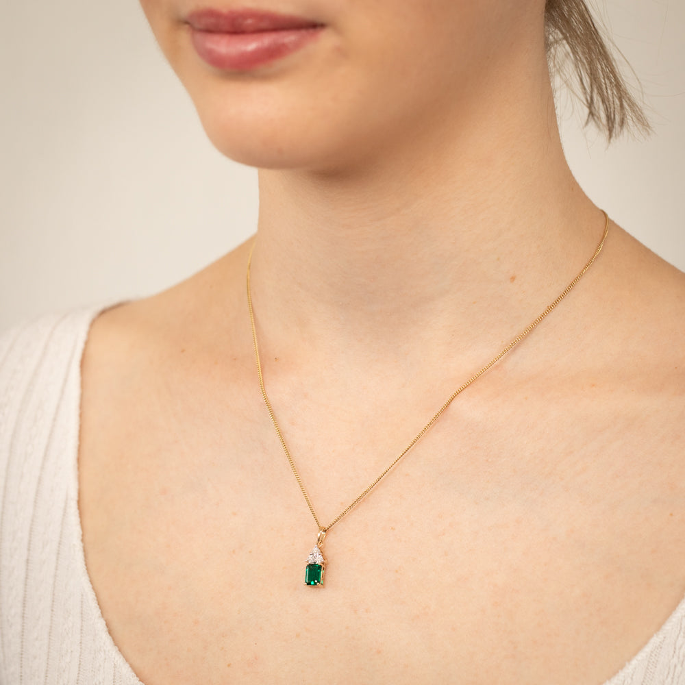 9ct Yellow Gold 7mm Lab-Created Emerald and Diamond Pendant Necklace for Women - Elegant Gift for Birthday, Anniversary & Special Occasions
