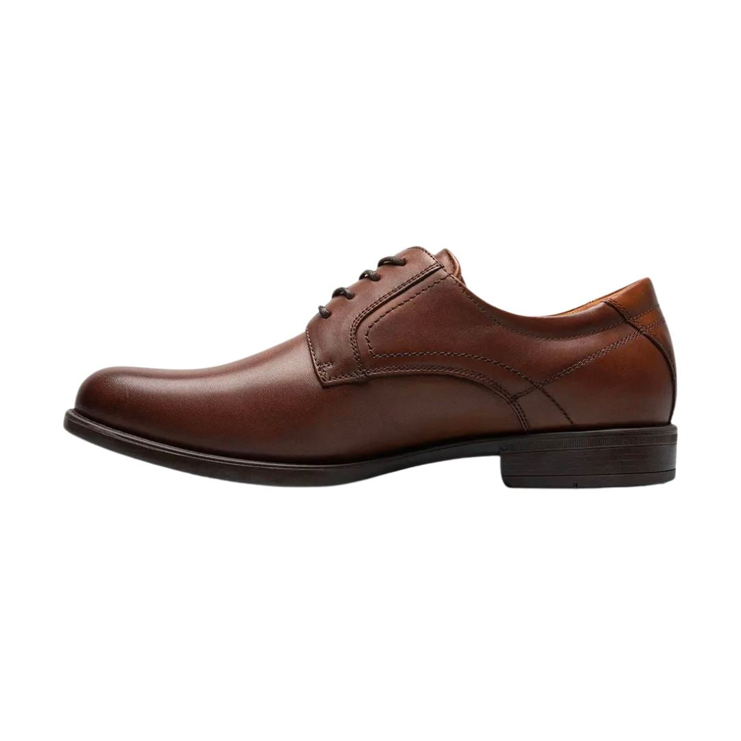 Florsheim Midtown Plain Toe Oxford Dress Shoes for Men - Cognac Brown Leather - Medium & Wide Width - Perfect for Business, Office & Formal Occasions