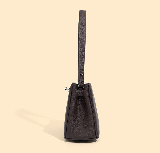 Stylish Small Square Shoulder Bag for Women - Trendy Crossbody Purse with Adjustable Strap - Perfect for Everyday Use, Travel & Shopping