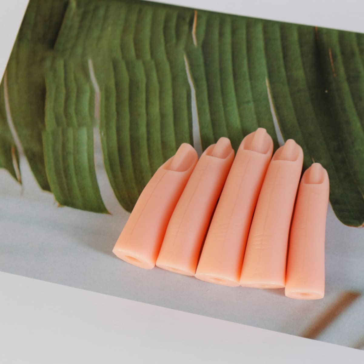 FOMIYES 10-Piece Silicone Nail Practice Fingers - Artificial Manicure Training Fingers for Nail Tech Students & Beginners - Perfect for Salon Practice, Nail Art Design & Acrylic Application Training