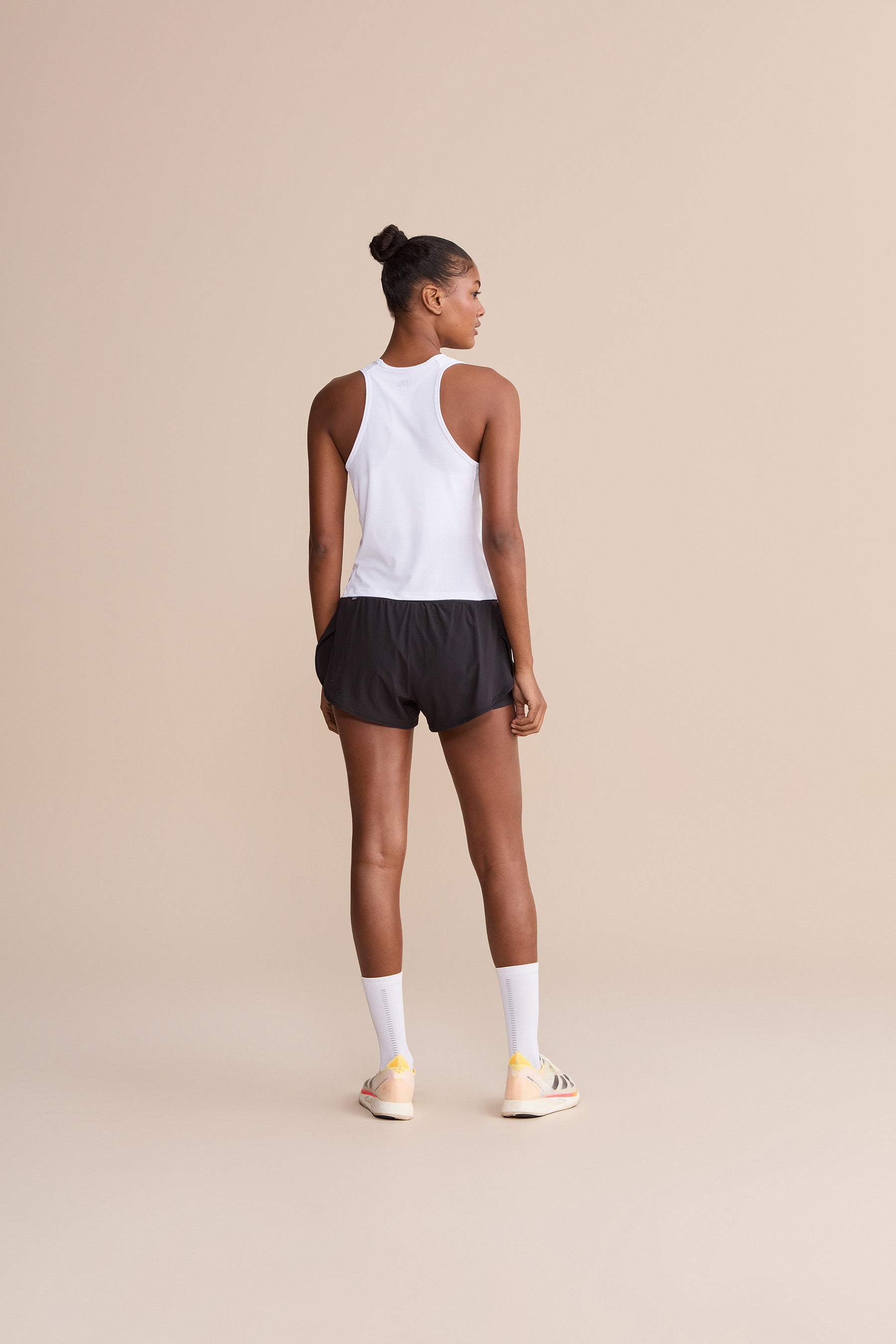 Trophy Air Move® Tank Top - Lightweight & Breathable Workout Shirt for Men & Women - Perfect for Gym, Running & Yoga