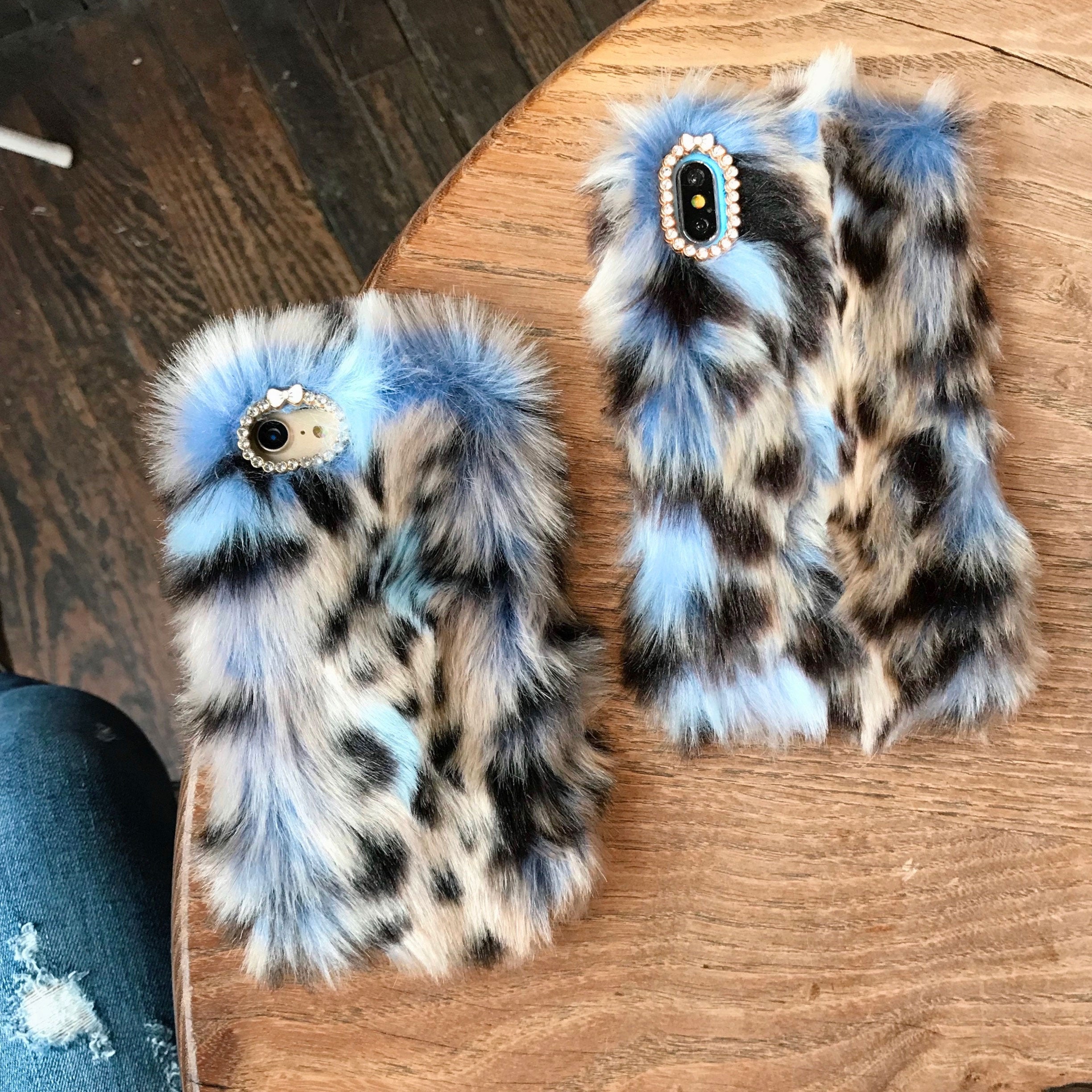 Stylish Blue Leopard Faux Fur iPhone Case - Soft Protective Cover for iPhone 13/14/15 Pro Max - Trendy Fashion Accessory for Women & Girls - Perfect for Daily Use, Parties & Photo Shoots