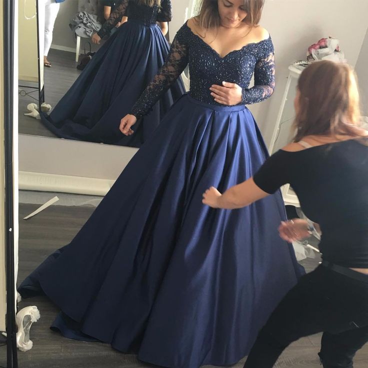 Elegant Navy Blue Off-the-Shoulder Prom Dress with Lace Long Sleeves - Formal Evening Gown for Homecoming, Ball, and Special Occasions