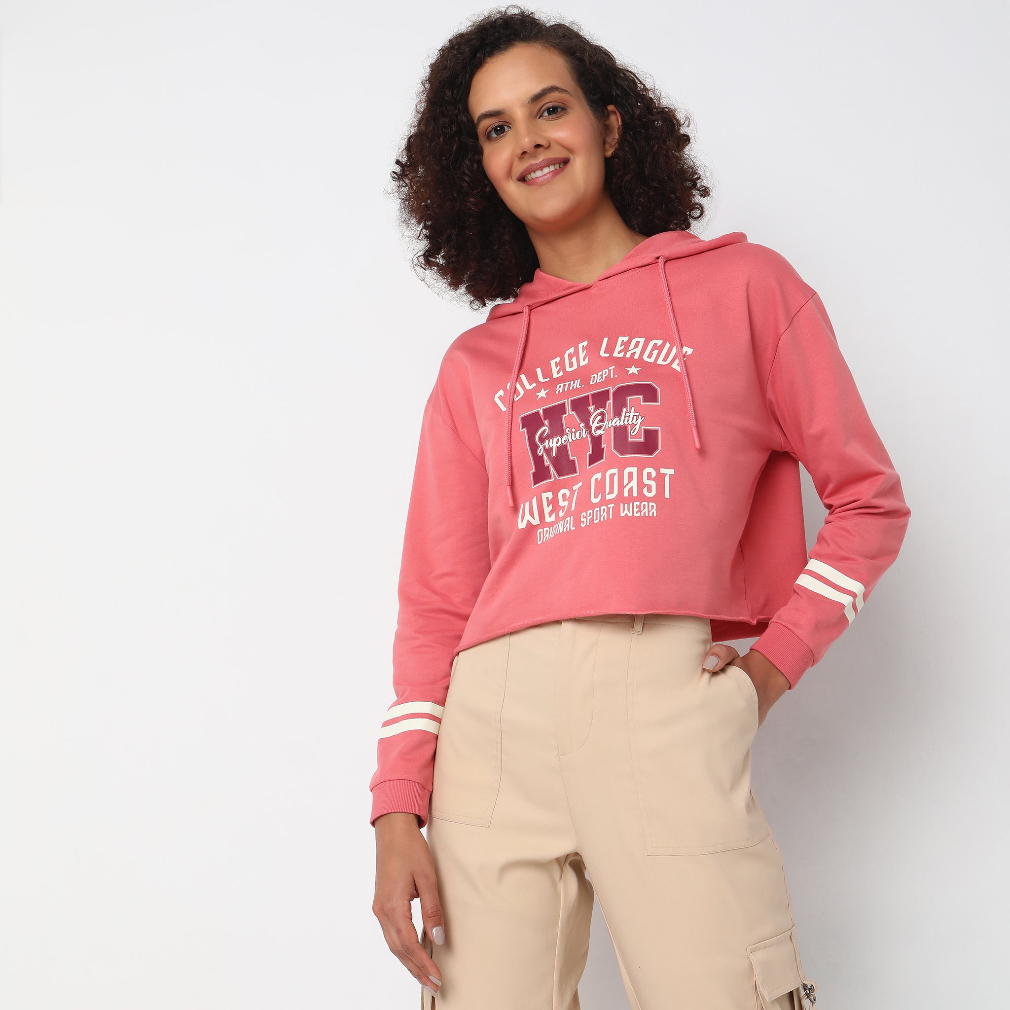 Stylish Boxy Fit Graphic Sweatshirt for Women | Trendy Oversized Pullover | Casual Streetwear & Loungewear | Perfect for Everyday Wear, Coffee Dates & Weekend Outings