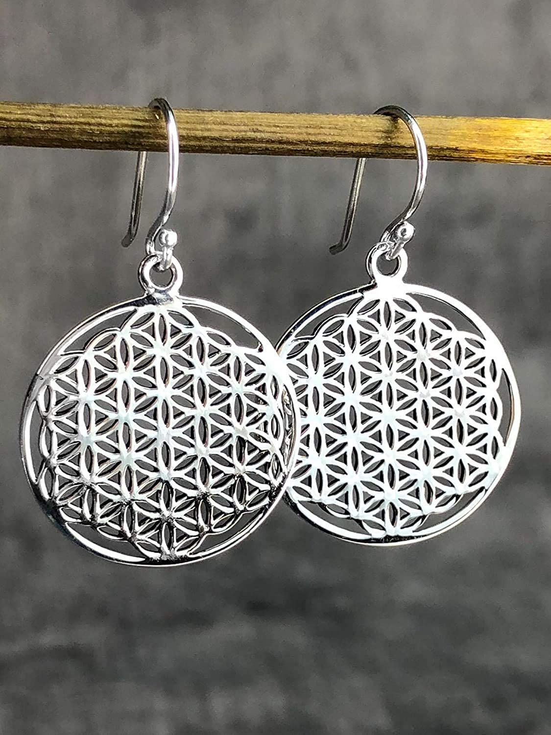 Madamlili 925 Sterling Silver Stud Earrings for Women – Hypoallergenic Nickel Free Small Hanging Earrings with Gift Box – Perfect for Everyday Wear, Parties & Gifting