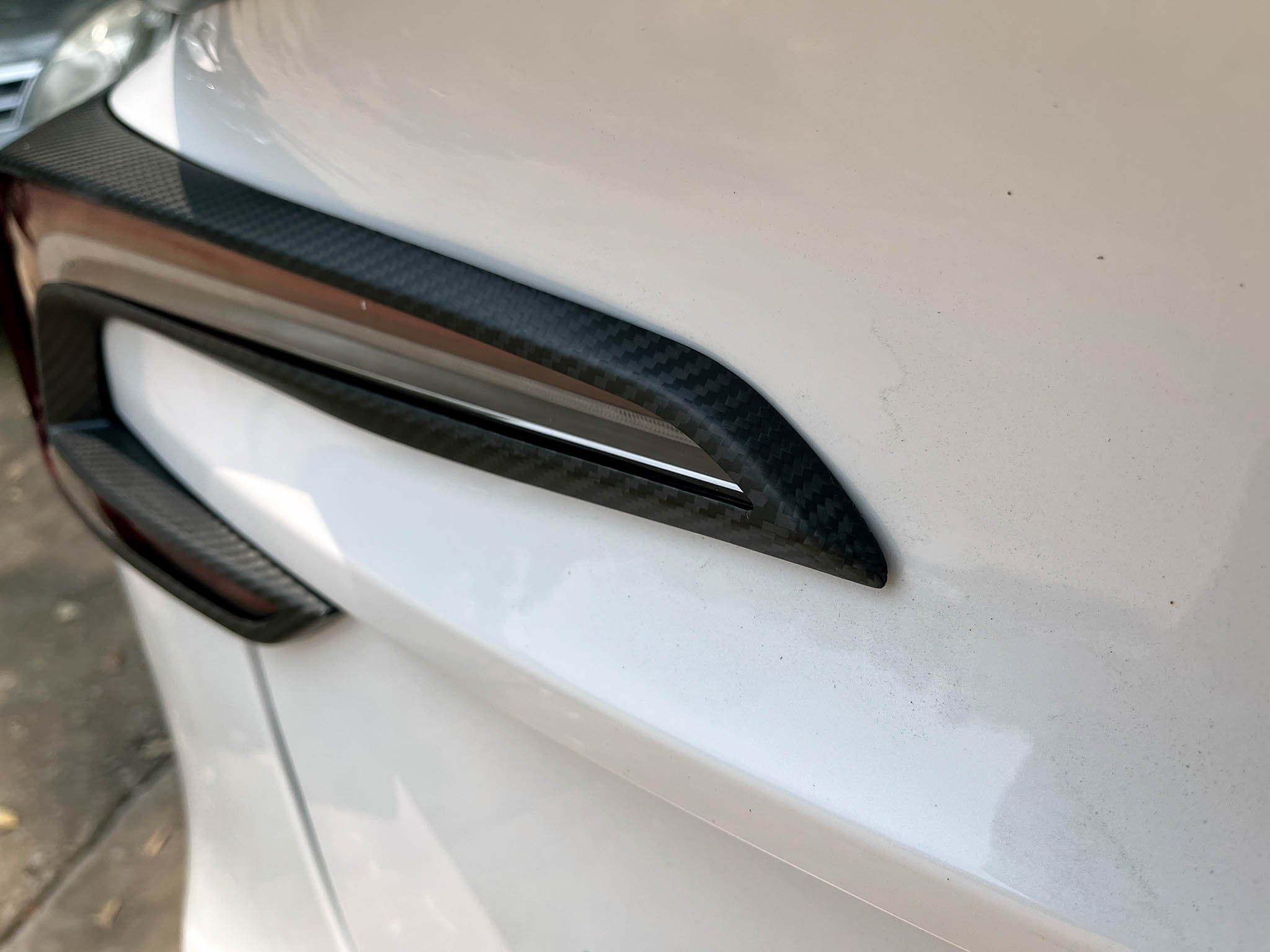 Tesla 2024+ Model 3 Highland Carbon Fiber Tail Light Accents - Sporty Rear Styling Upgrade for Enhanced Aesthetics & Performance | Perfect for Car Enthusiasts & Customization Lovers