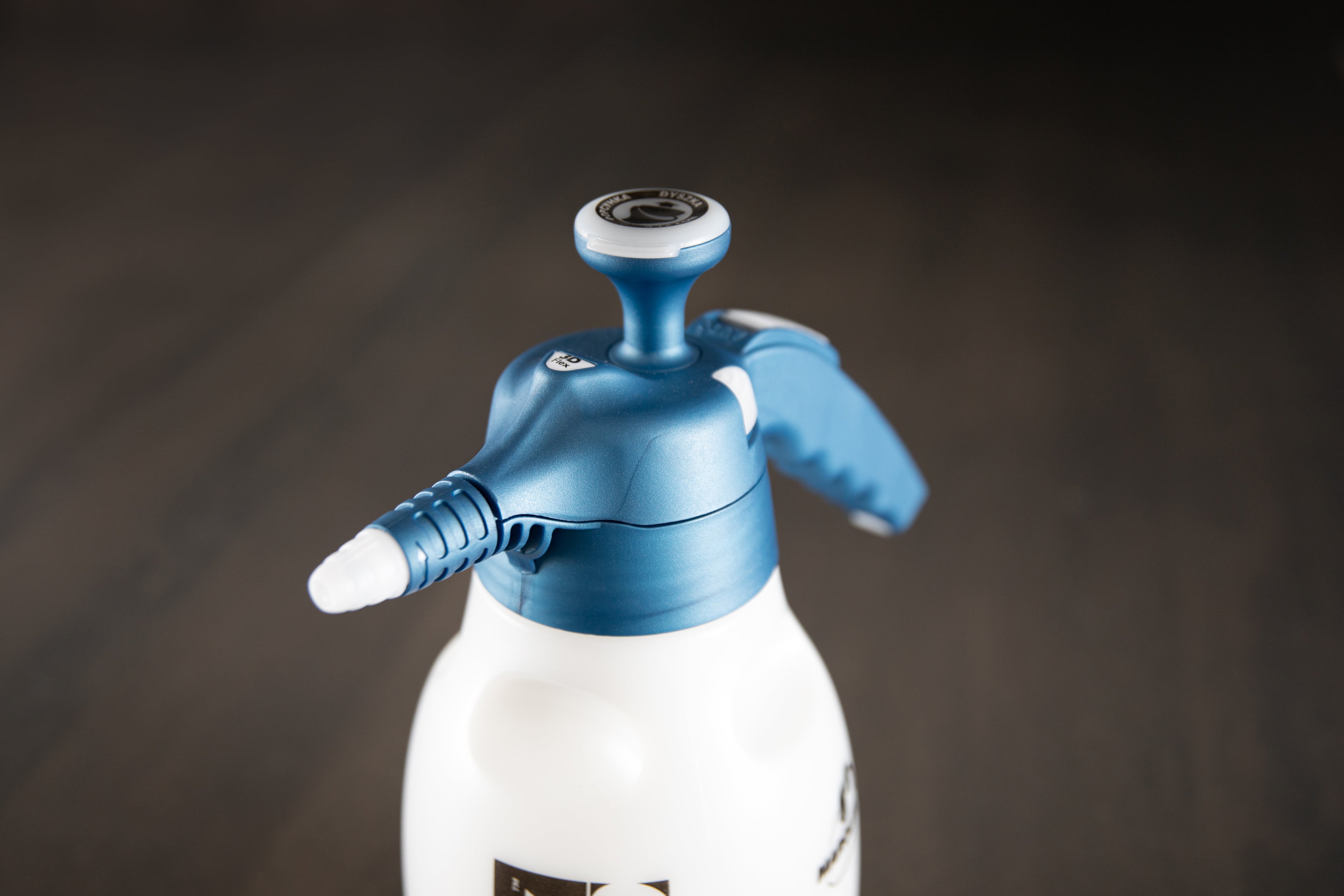 Marolex Ergonomic Industrial Spray Bottle - Heavy Duty Chemical Resistant for Cleaning, Gardening & Automotive Use