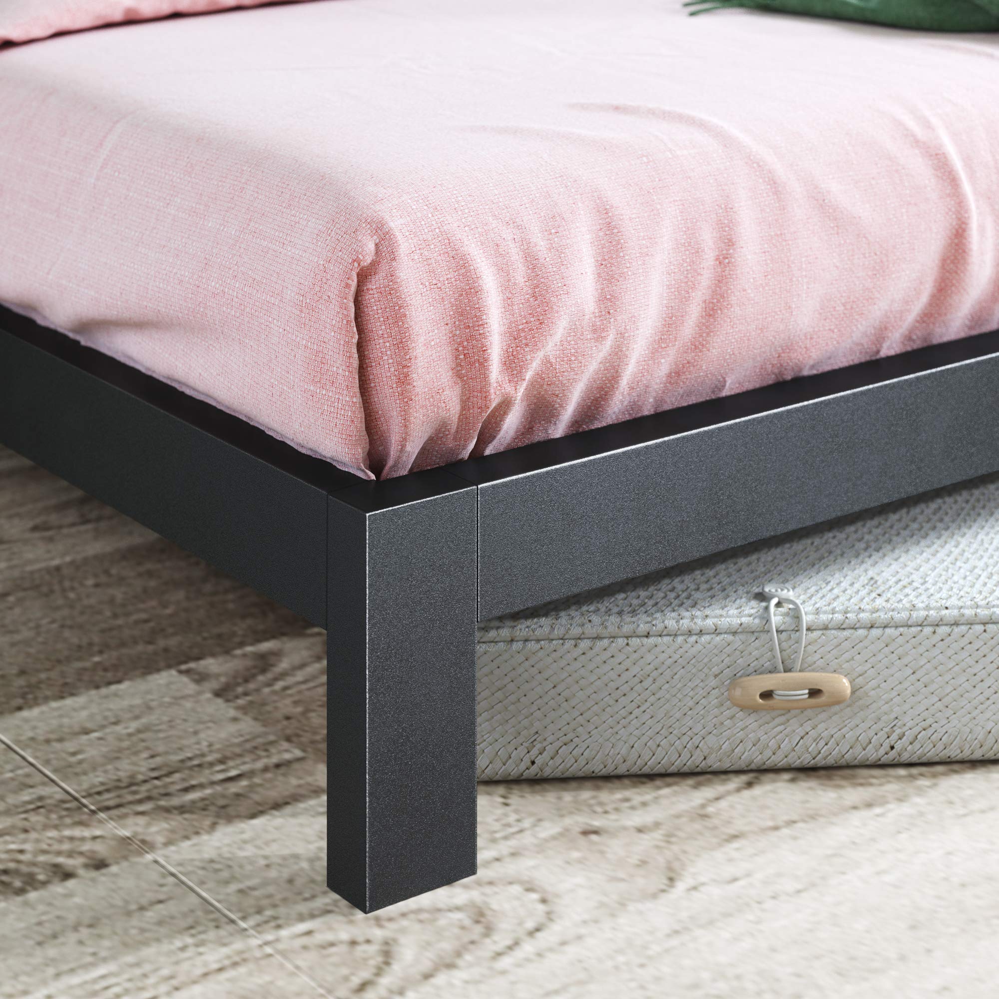 ZINUS Arnav Full Metal Bed Frame - Easy Assembly, No Box Spring Needed for Home & Dorm