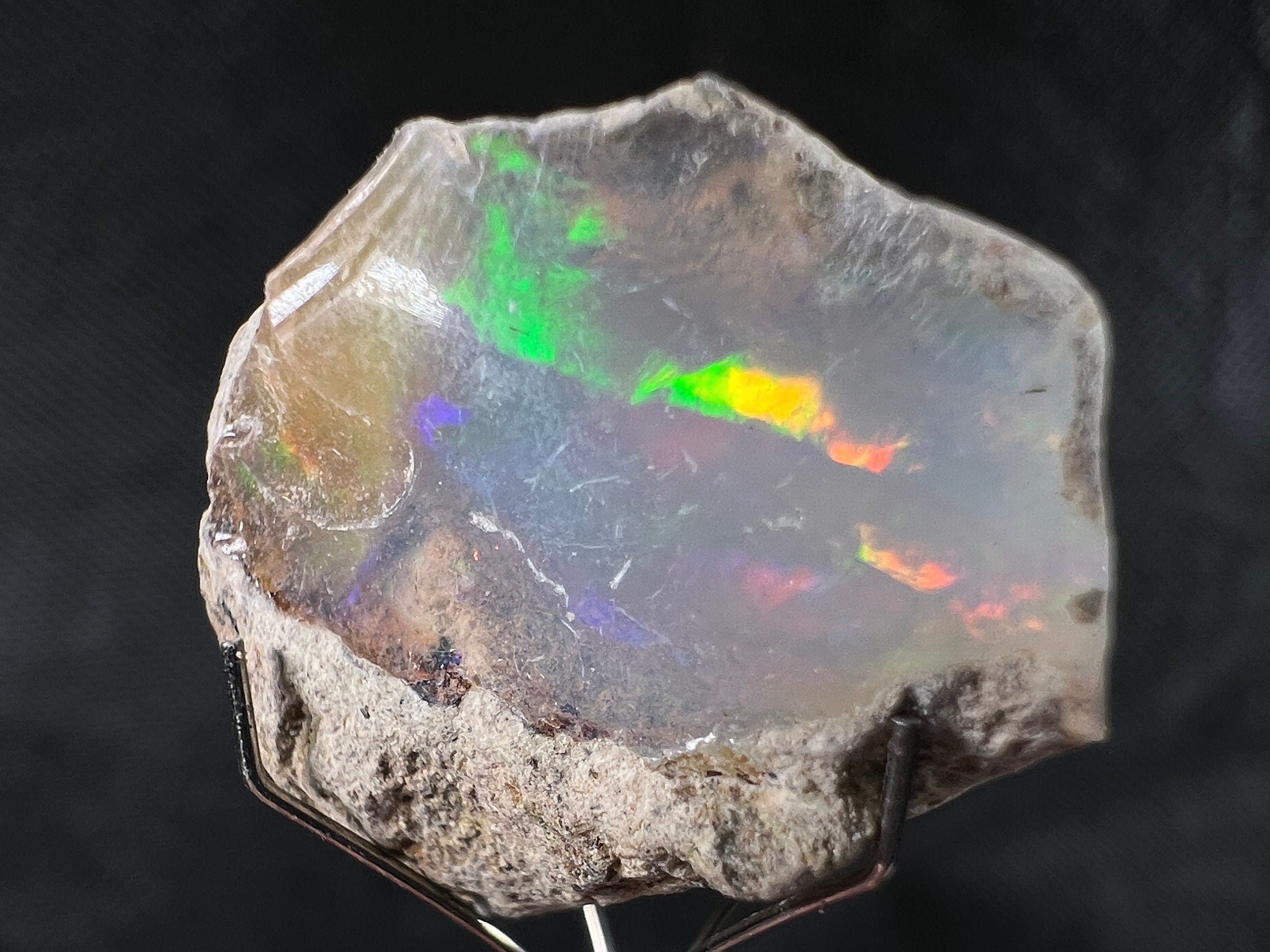 Premium 4A+ Welo Opal Raw Crystal - Natural October Birthstone Gemstone for Jewelry Making, Cutting & Collecting | Perfect for Engagement Rings, Necklaces & Healing Crystals