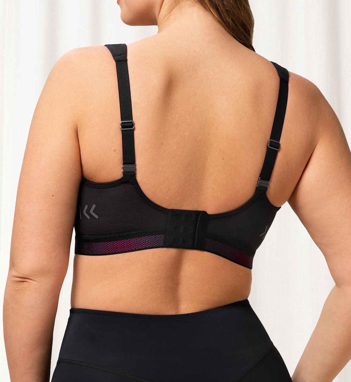 TRIACTION CARDIO FLOW Padded Sports Bra for Women - High Impact Workout, Running, Yoga & Gym - Moisture Wicking & Supportive Activewear