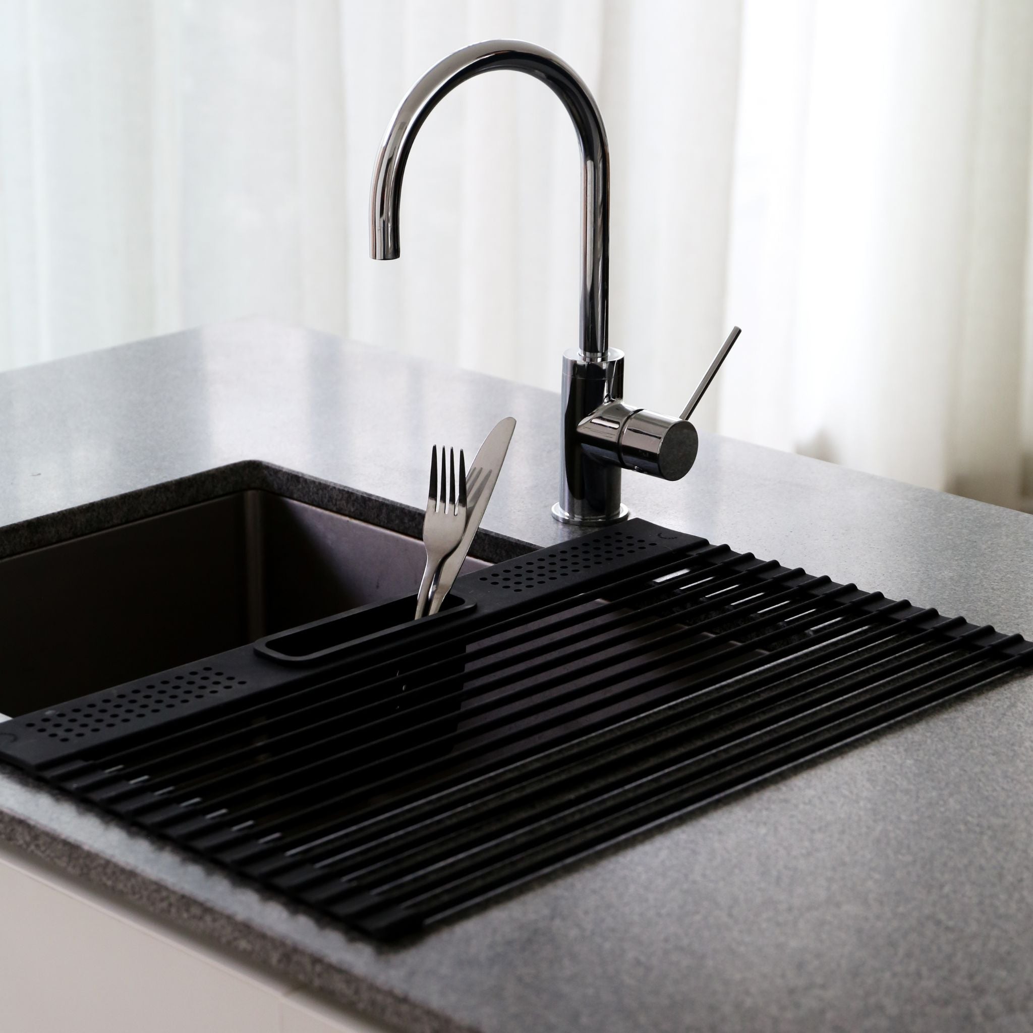 DESIGNSTUFF Foldable Dish Drying Rack with Utensil Holder - Space Saving Kitchen Organizer for Countertop, Sink, or Small Apartments - Black