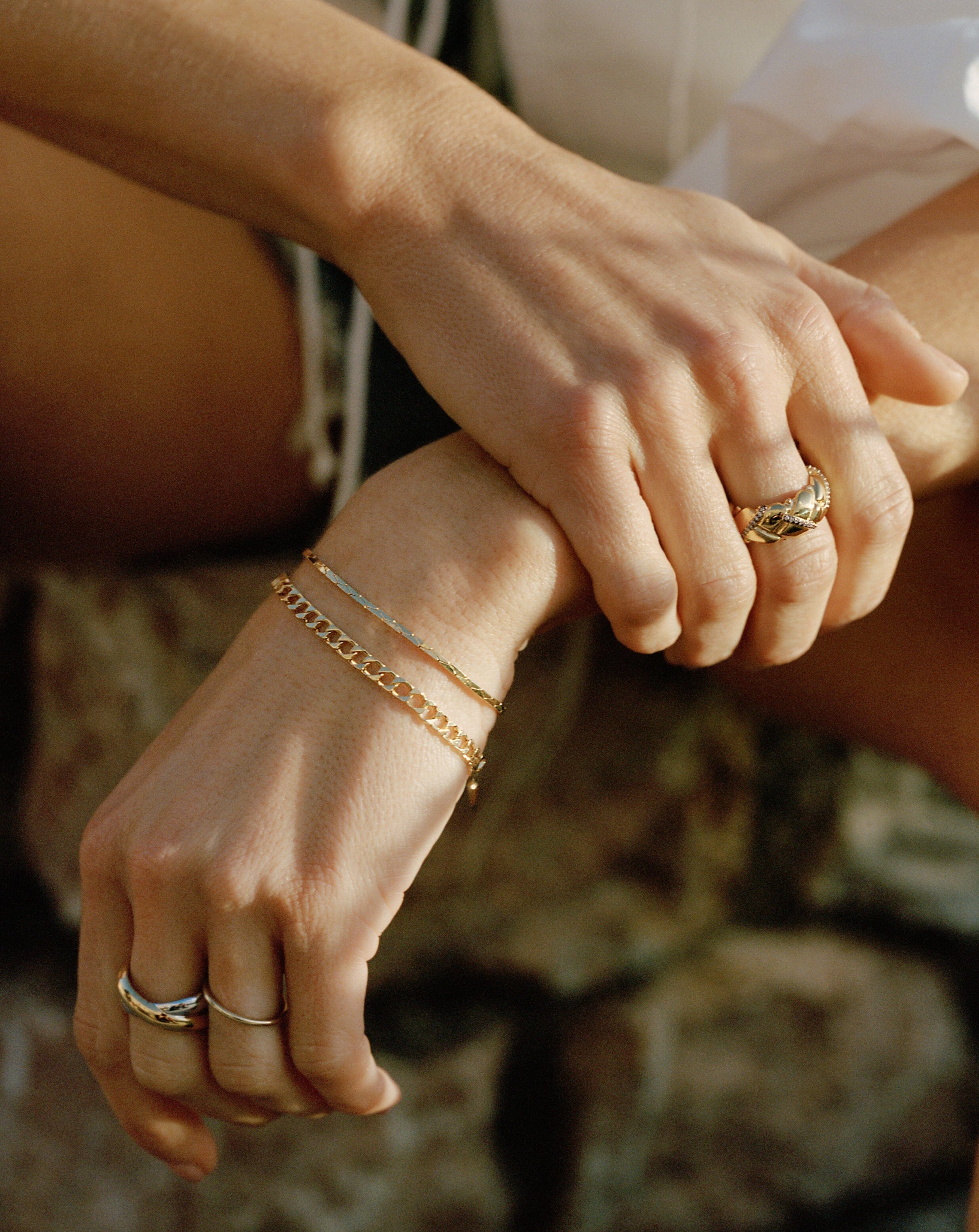 Lucy Williams Cobra Snake Chain Bracelet - 18K Gold Plated Women's Fashion Jewelry for Party, Wedding & Everyday Wear