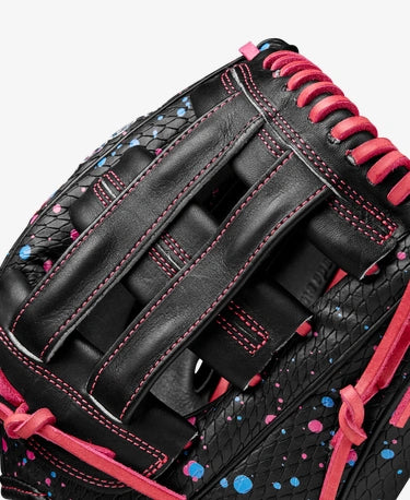 Wilson A2000 Fall 2024 Elly De La Cruz 12