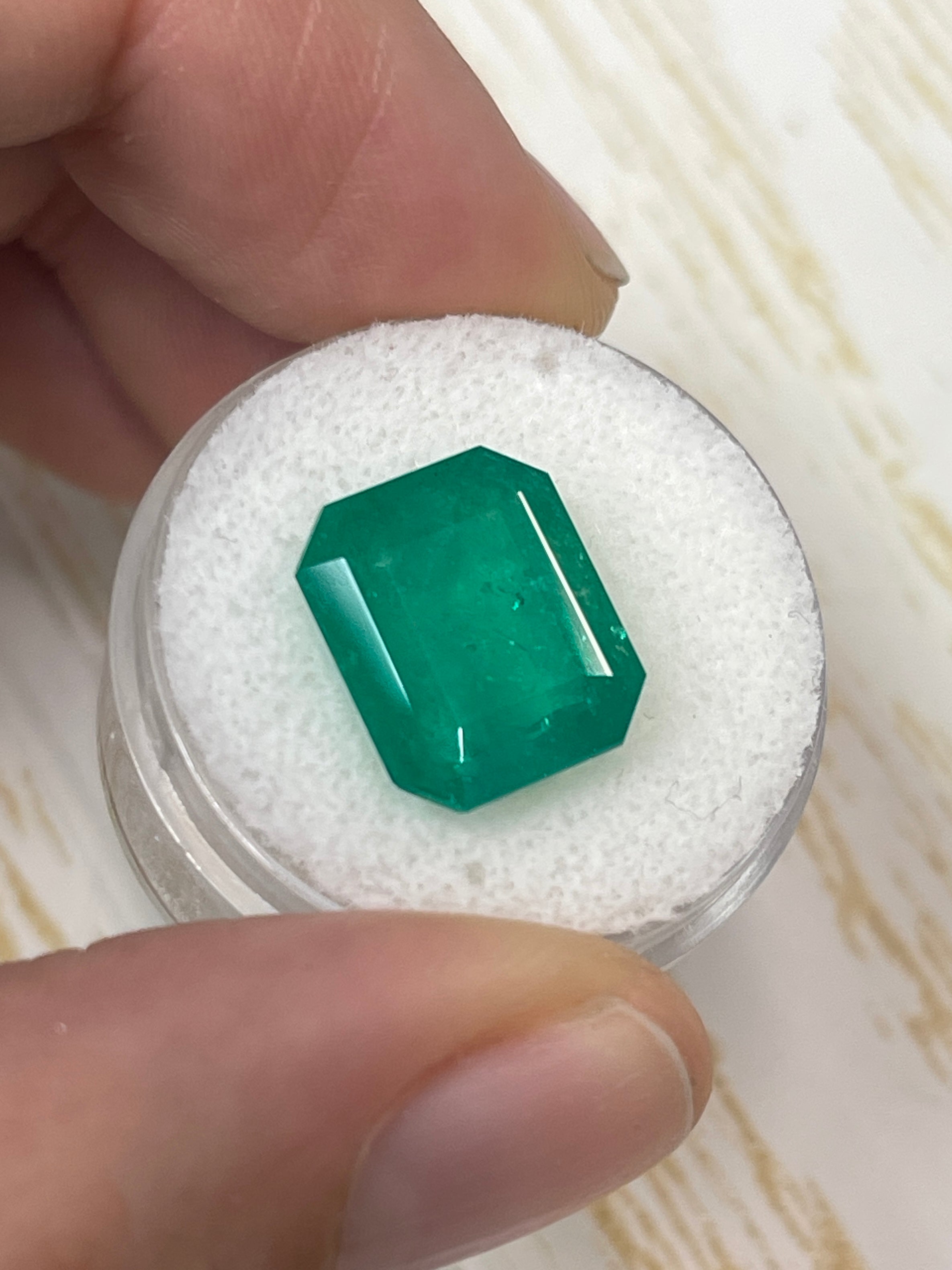7.51 Carat 13.5x11mm Deep Forest Green Colombian Emerald - Loose Gemstone for Jewelry Making, Engagement Rings & Luxury Gifts