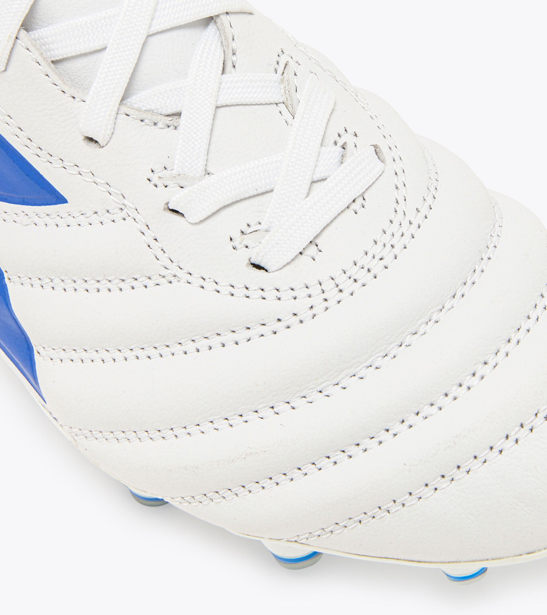 Diadora Brasil Elite 2 LT LP 12 Soccer Cleats - White & Royal Blue Football Shoes for Men | Perfect for Professional Matches & Training Sessions