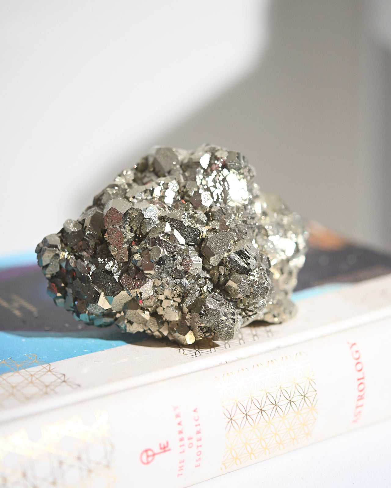 Natural Pyrite Crystal Cluster - 2.8lbs Raw Fool's Gold Specimen for Mineral Collection, Home Decor & Healing Crystal Therapy | Perfect for Display, Meditation & Energy Work