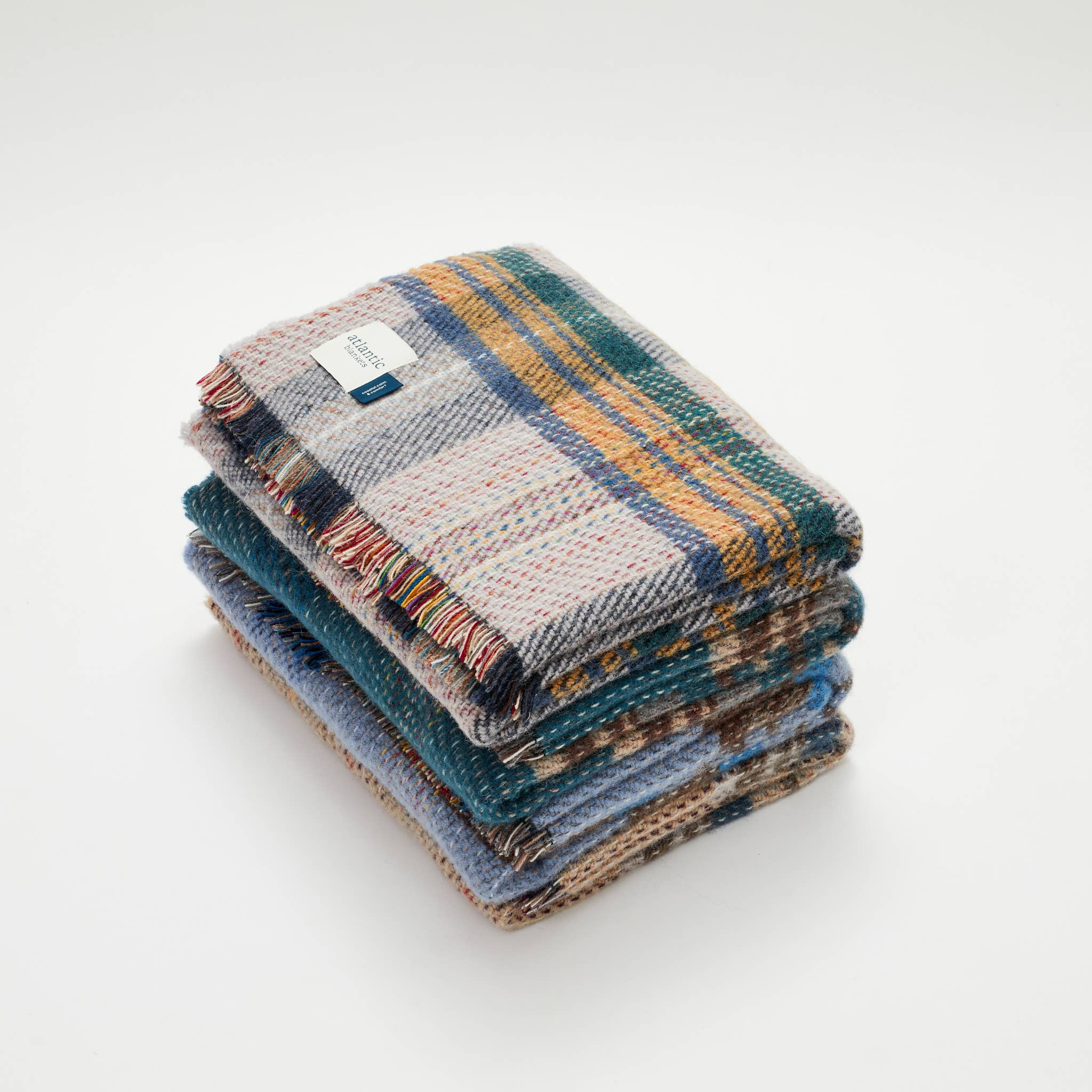 Eco-Friendly Recycled Wool Blanket - Soft, Warm & Sustainable Throw for Home, Camping & Gifts - Perfect for Couch, Bed & Outdoor Adventures