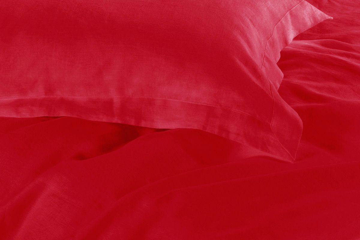 Premium 1000TC Queen Size Red Duvet Cover Set - Soft Luxury Bedding for Master Bedroom & Guest Room Decor