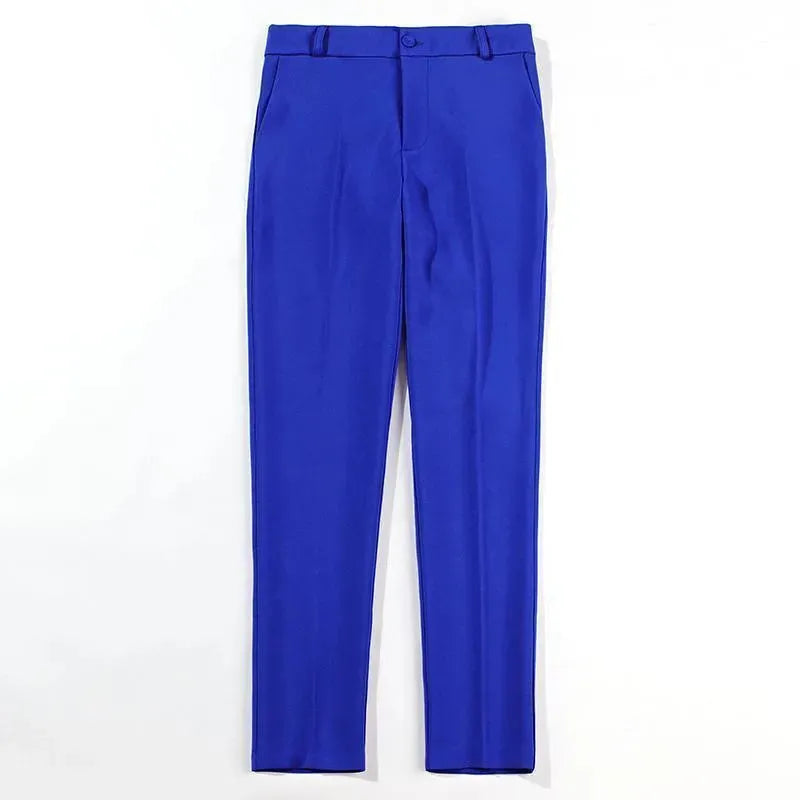 Stylish Women's Blogger Pantsuit - Trendy Office Wear & Casual Outfit for Social Media Influencers