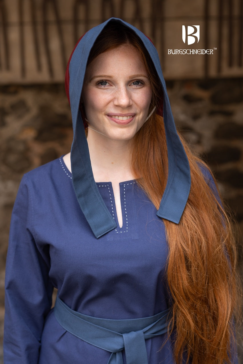 Bonnet Dagmar Bordeaux/Woad Blue - Stylish Women's Knitted Winter Hat for Cold Weather, Fashionable Beanie for Outdoor Activities & Daily Wear
