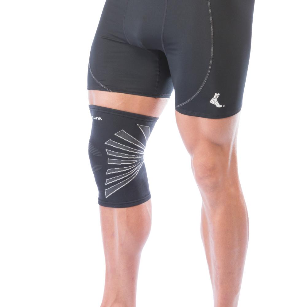Mueller Omniforce 100 Knee Support Brace - Adjustable Compression Sleeve for Pain Relief, Arthritis & Injury Recovery - Ideal for Running, Basketball, Workout & Daily Activities