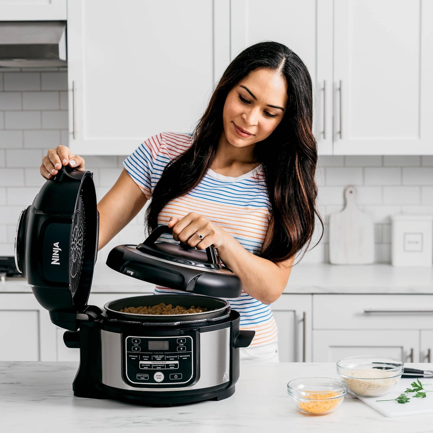 Ninja FD101 10-in-1 5-Quart Programmable Pressure Cooker and Air Fryer - Perfect for Fast Cooking, Crispy Frying & Healthy Meals at Home