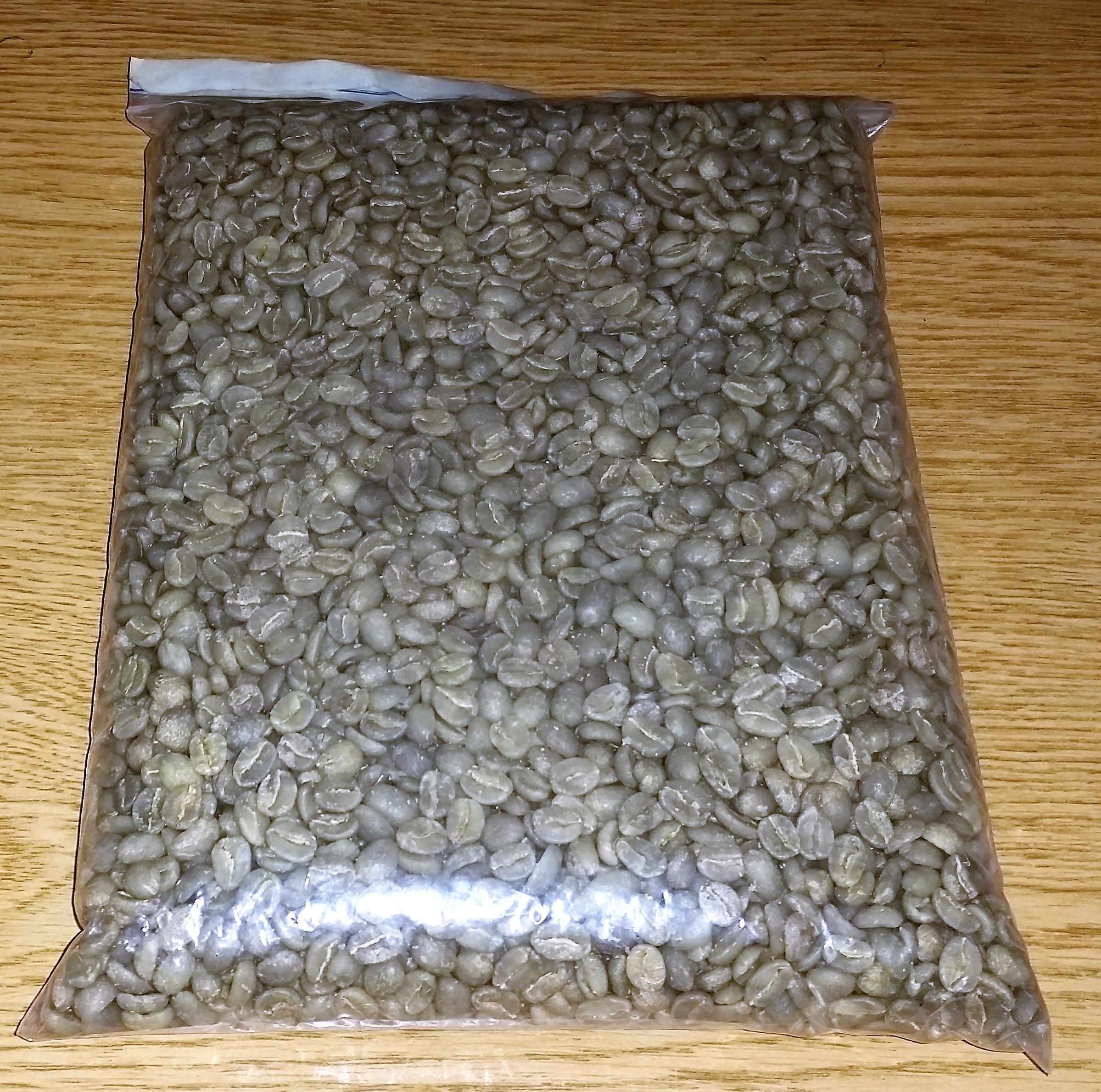 Premium Single Origin Colombian Green Coffee Beans - Unroasted, 20 Lb Bulk - From Los Pirineos Farm - Perfect for Home Roasting, Coffee Shops & Wholesale Businesses
