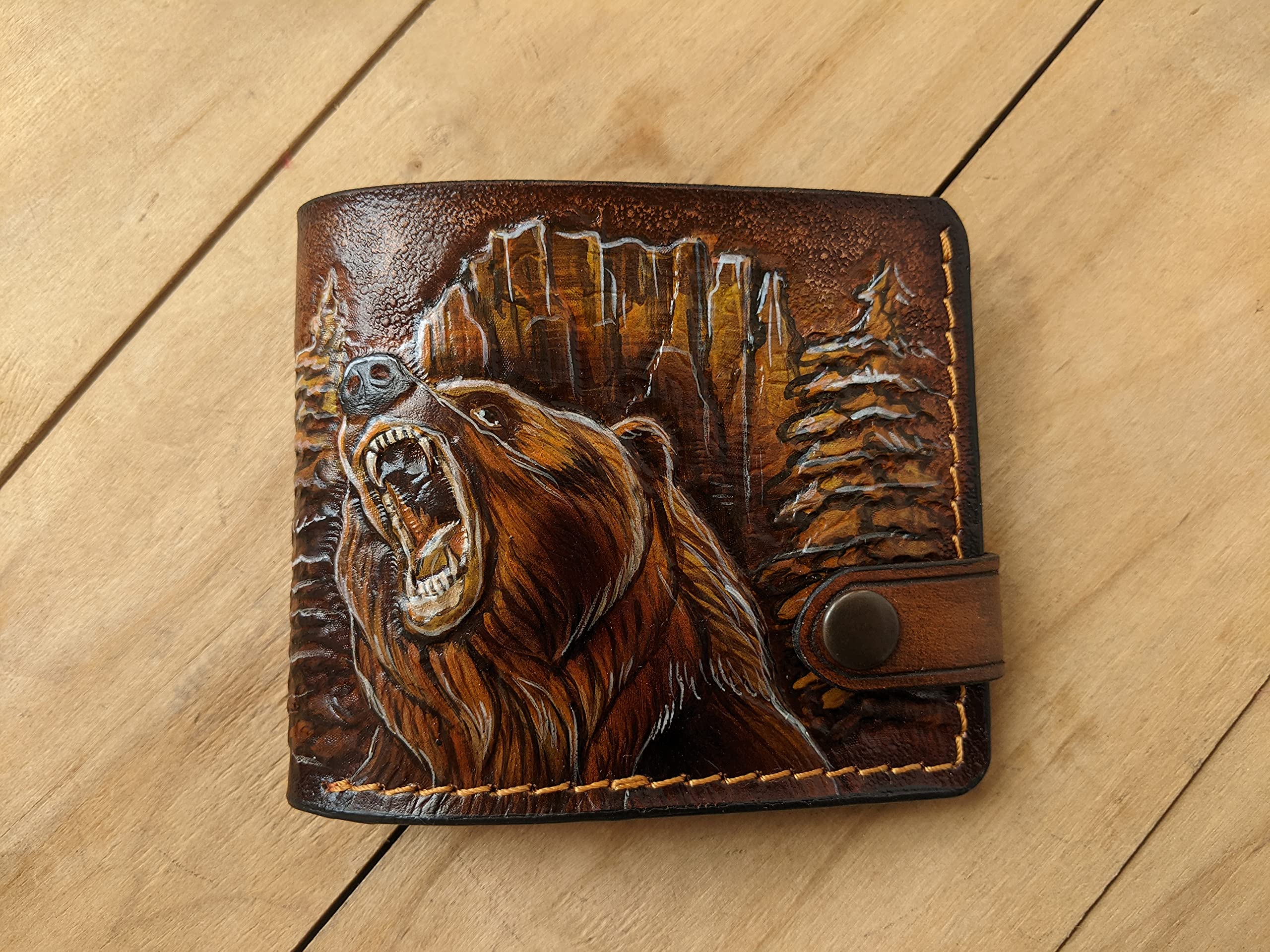 Grizzly Bear Forest Hunter Hunting Mens 3D Genuine Leather Bifold Wallet - Handmade Carved Tooled Leather Wallet with Airbrush Art - Perfect Gift for Outdoorsmen & Nature Lovers