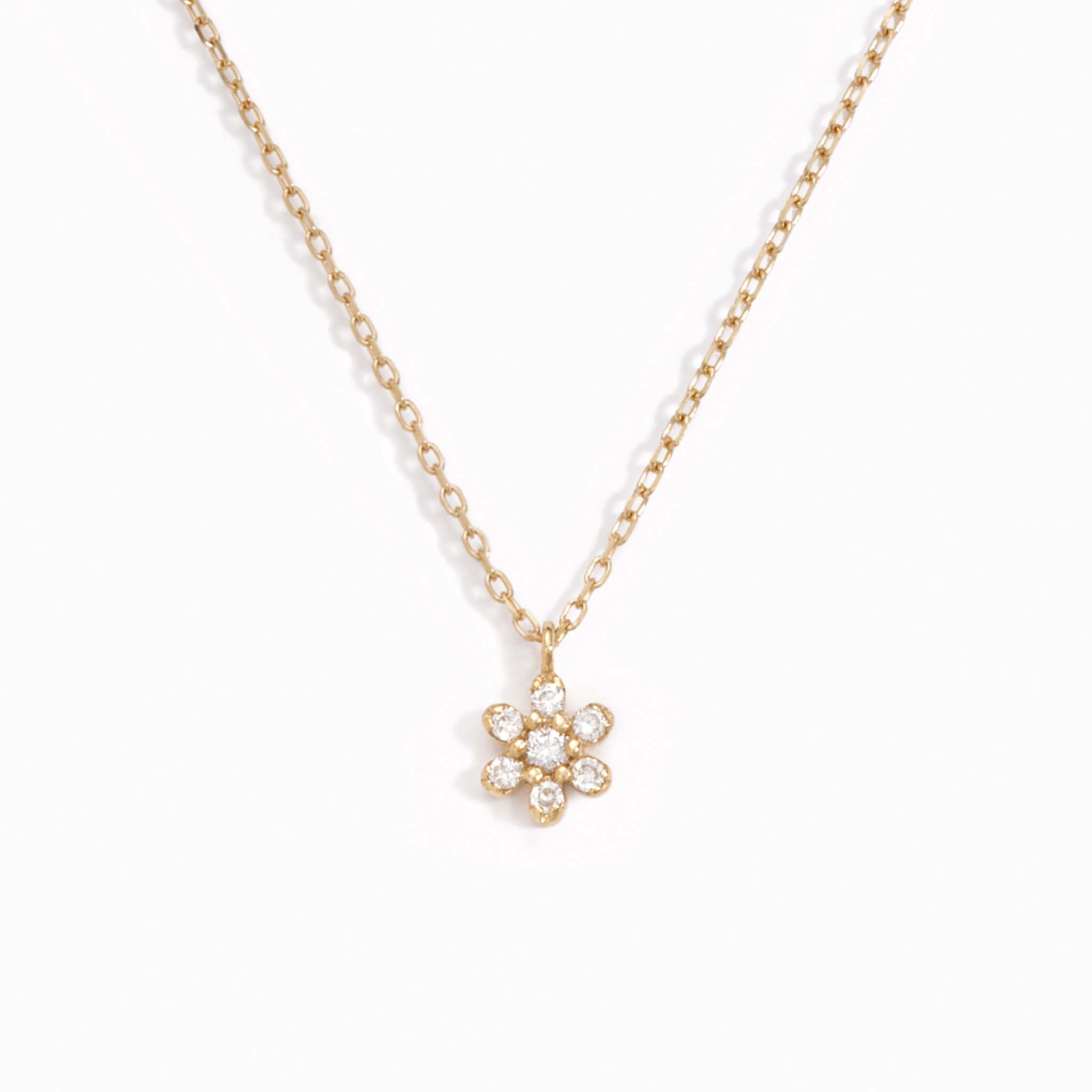 14k Gold Diamond Flower Necklace for Women - Elegant Floral Pendant Jewelry Gift for Anniversary, Valentine's Day & Special Occasions