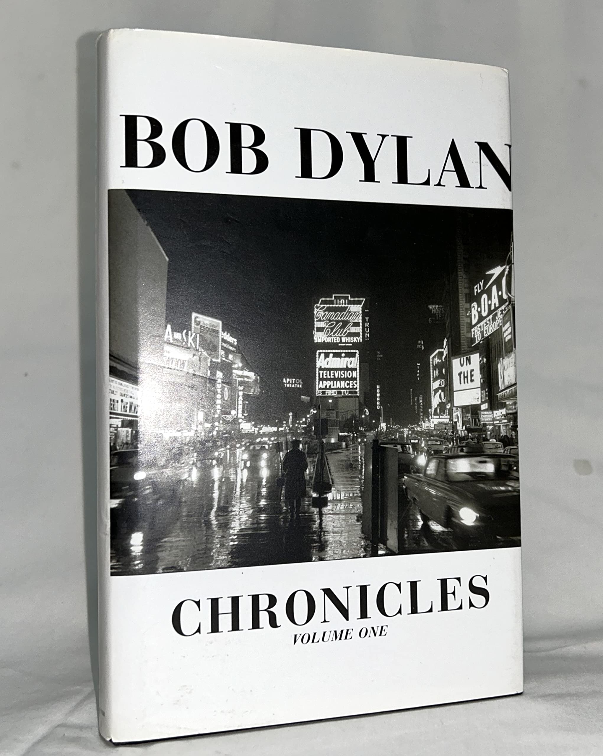 Bob Dylan Chronicles: Volume One - First Edition Hardcover (September 5, 2004) | Autobiography Book for Music Lovers & Collectors - Perfect for Reading, Gifting & Display