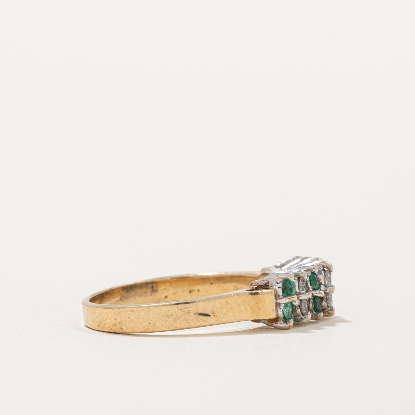 Emerald and Diamond Ring 0.10ctw - Size 6.25 - Elegant Birthstone Jewelry for Women - Perfect for Anniversary Gifts, Engagement, and Special Occasions