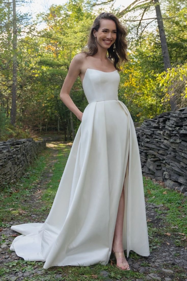 Jenny Yoo Mollie Gown - Elegant Wedding Dress for Brides | Perfect for Beach, Garden & Church Ceremonies