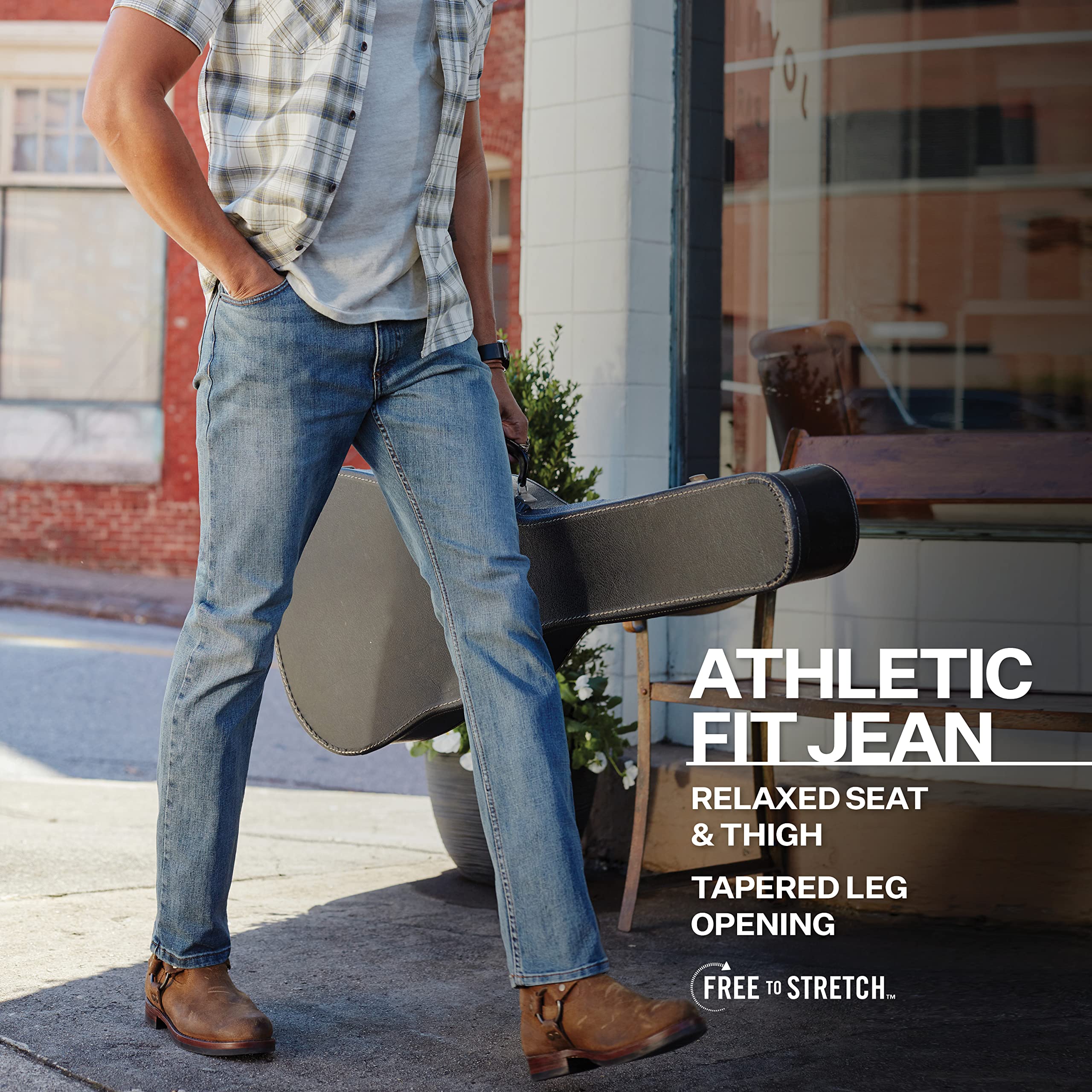 Wrangler Men's Free to Stretch Athletic Fit Jeans - Comfortable & Flexible Denim Pants for Casual Wear, Work & Outdoor Activities