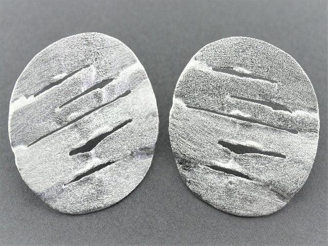 Vintage Large Distressed Disc Stud Earrings for Women - Boho Chic Punk Gothic Jewelry - Perfect for Parties, Concerts & Everyday Wear